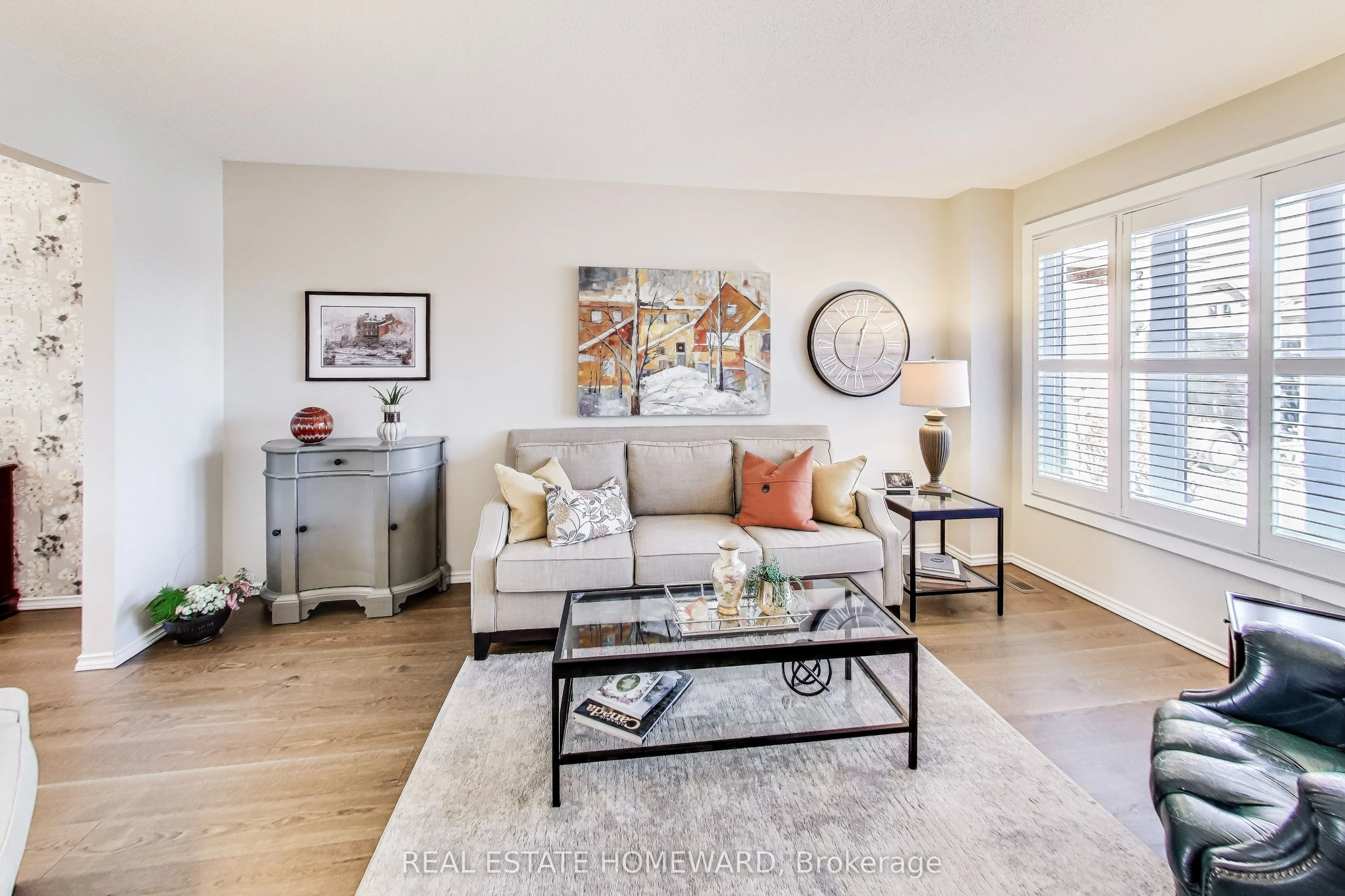 6 Hewson Drive