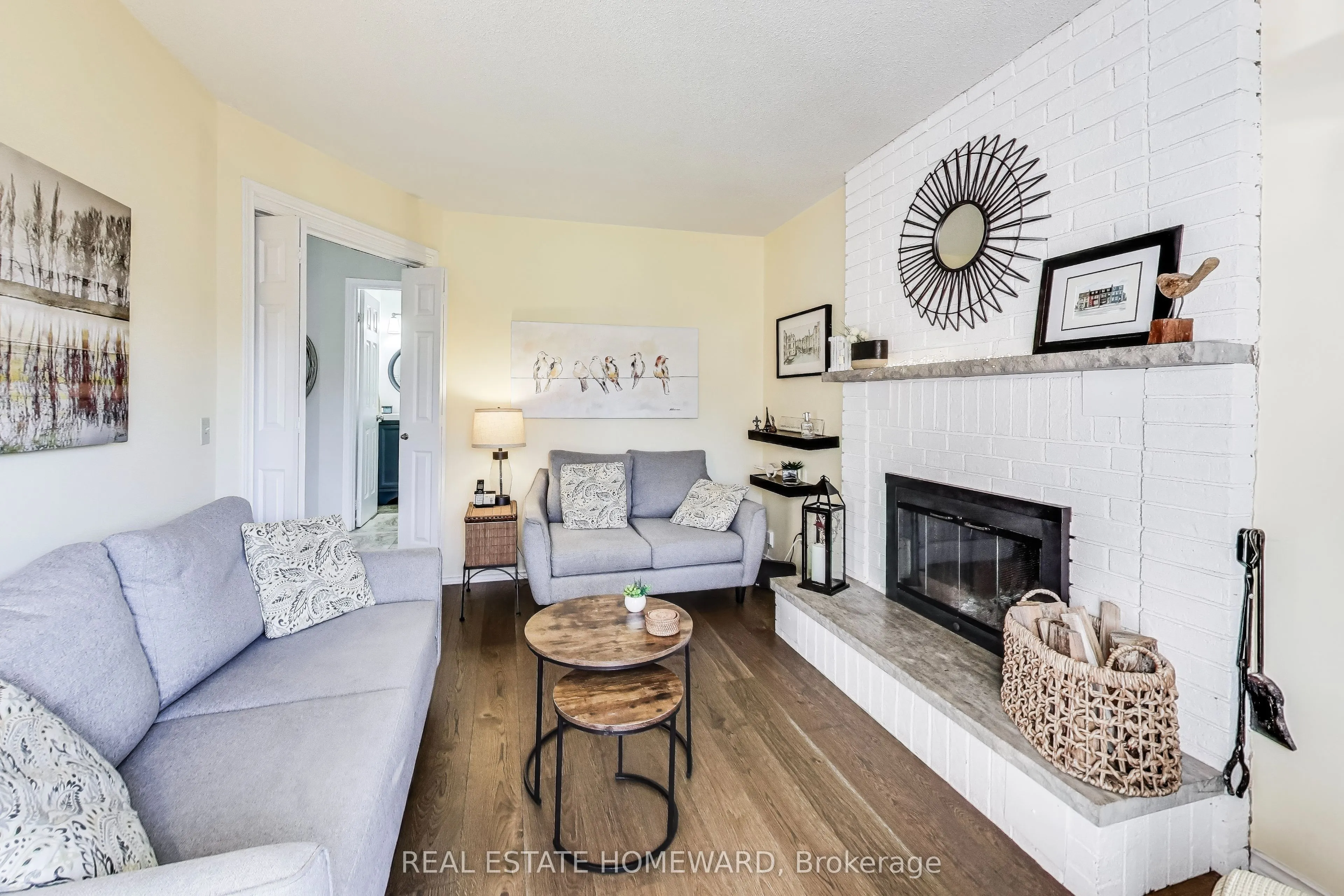 6 Hewson Drive