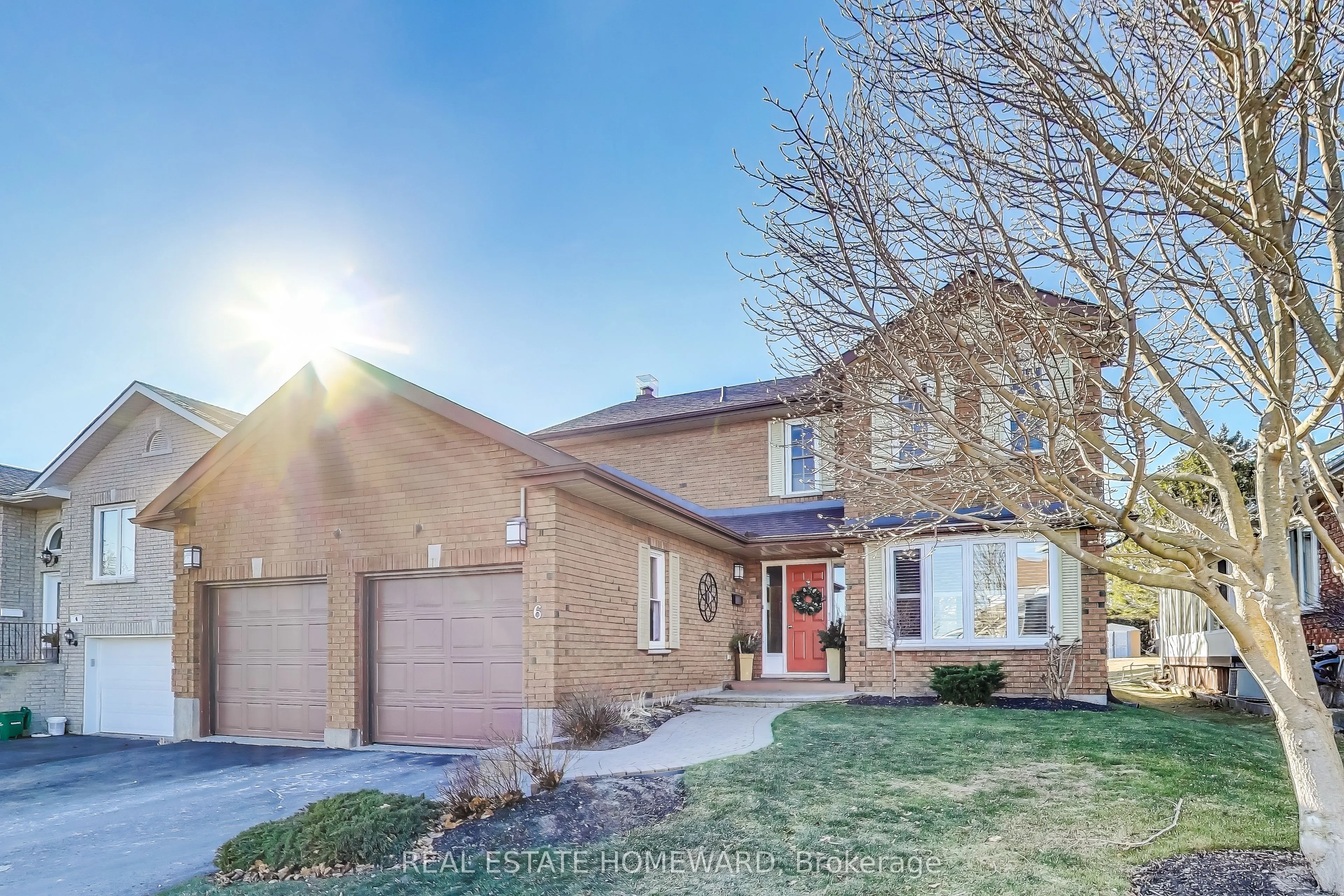 6 Hewson Drive