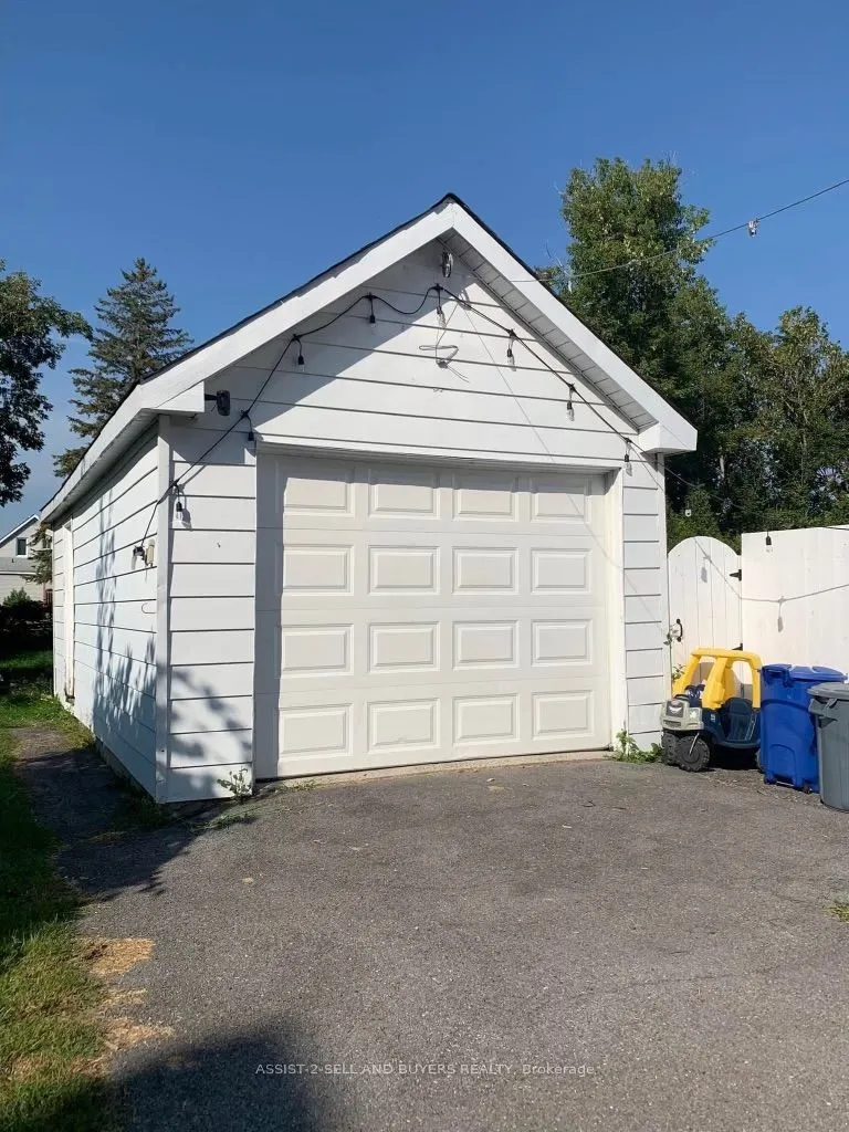 29 Baldwin Avenue