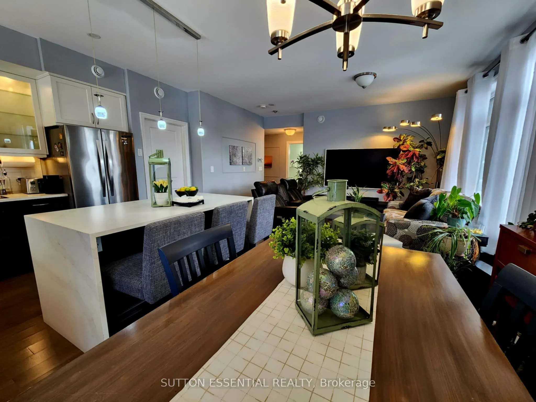 1109 Millwood Avenue, #102