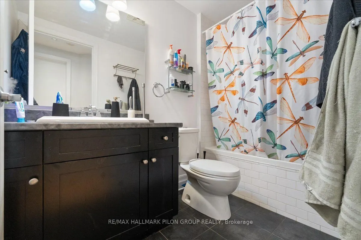 950 Marguerite Avenue, #109