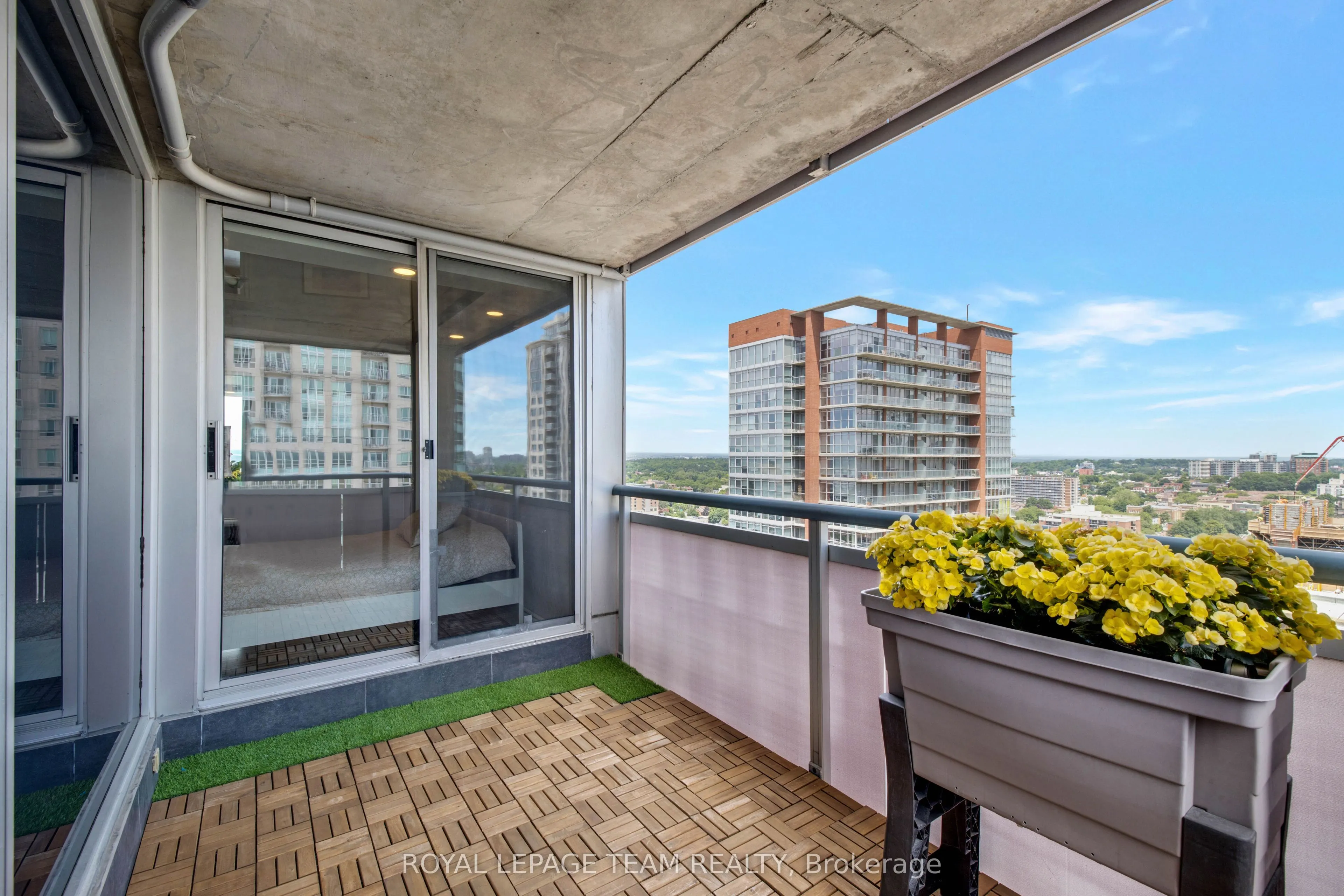 160 George Street, #1905