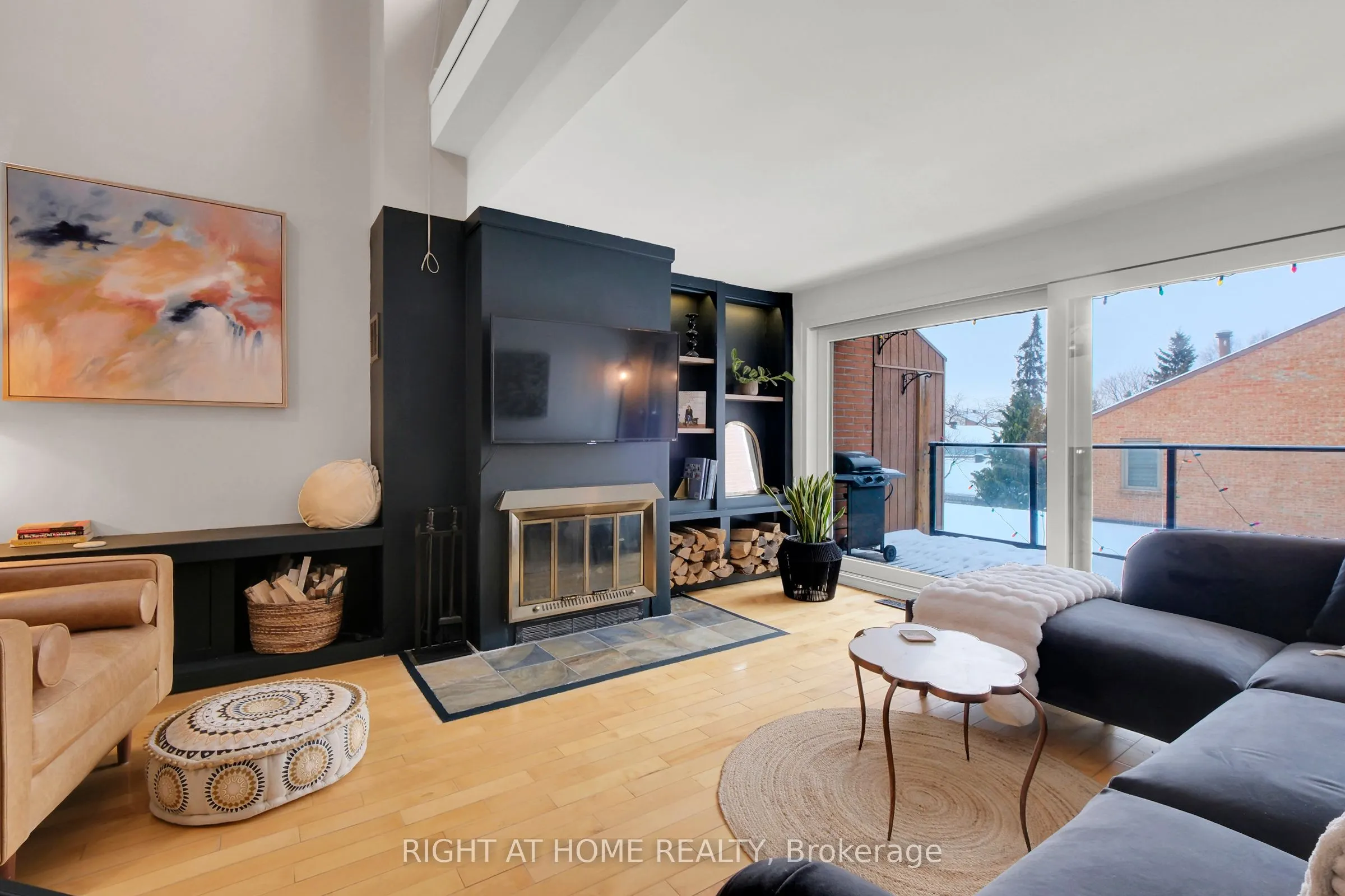251 Bruyere Street, #18