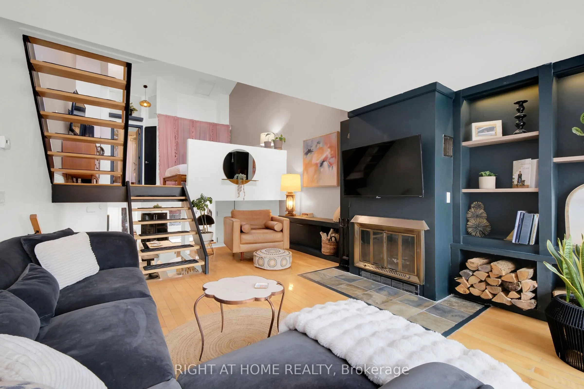 251 Bruyere Street, #18