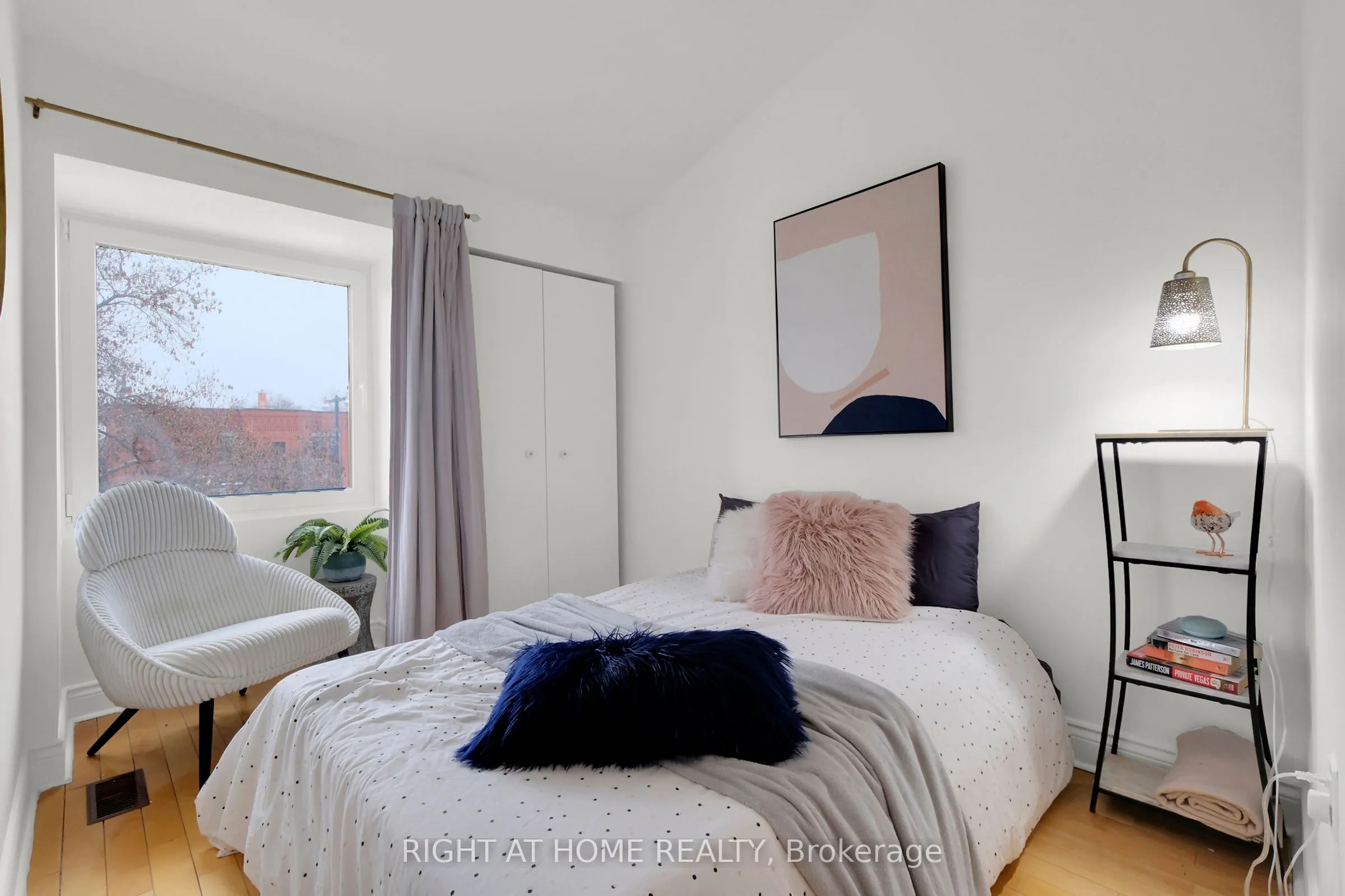 251 Bruyere Street, #18