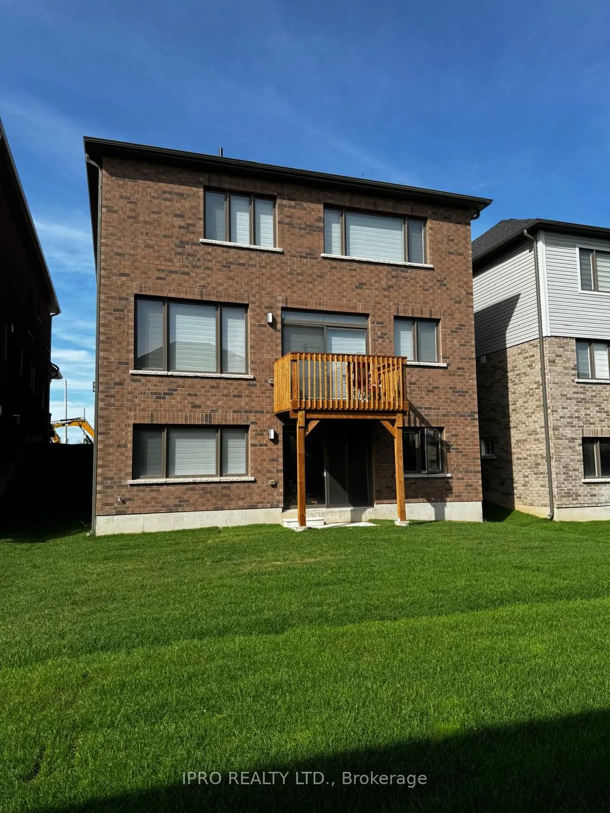 457 Robert Woolner Street