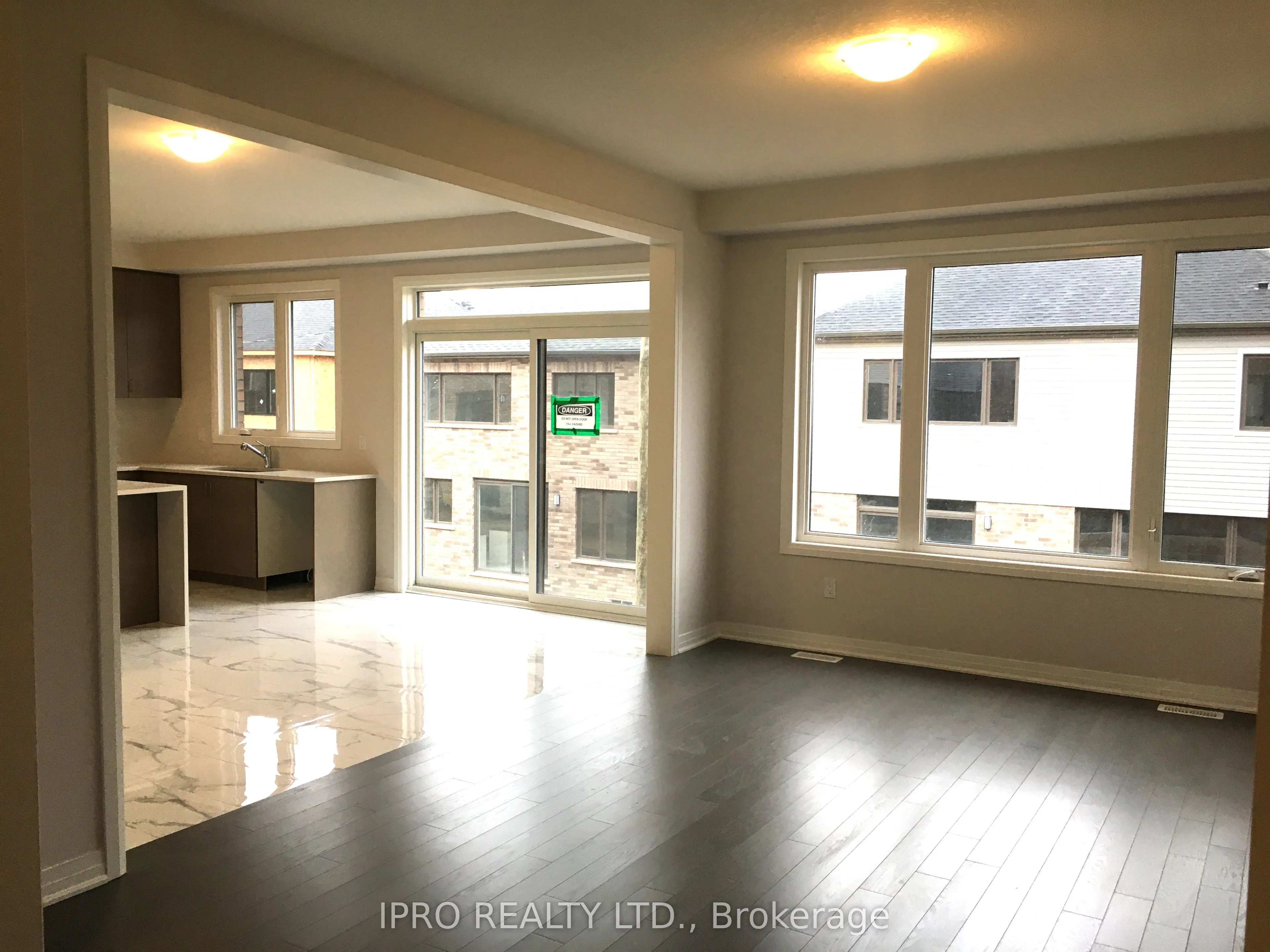 457 Robert Woolner Street