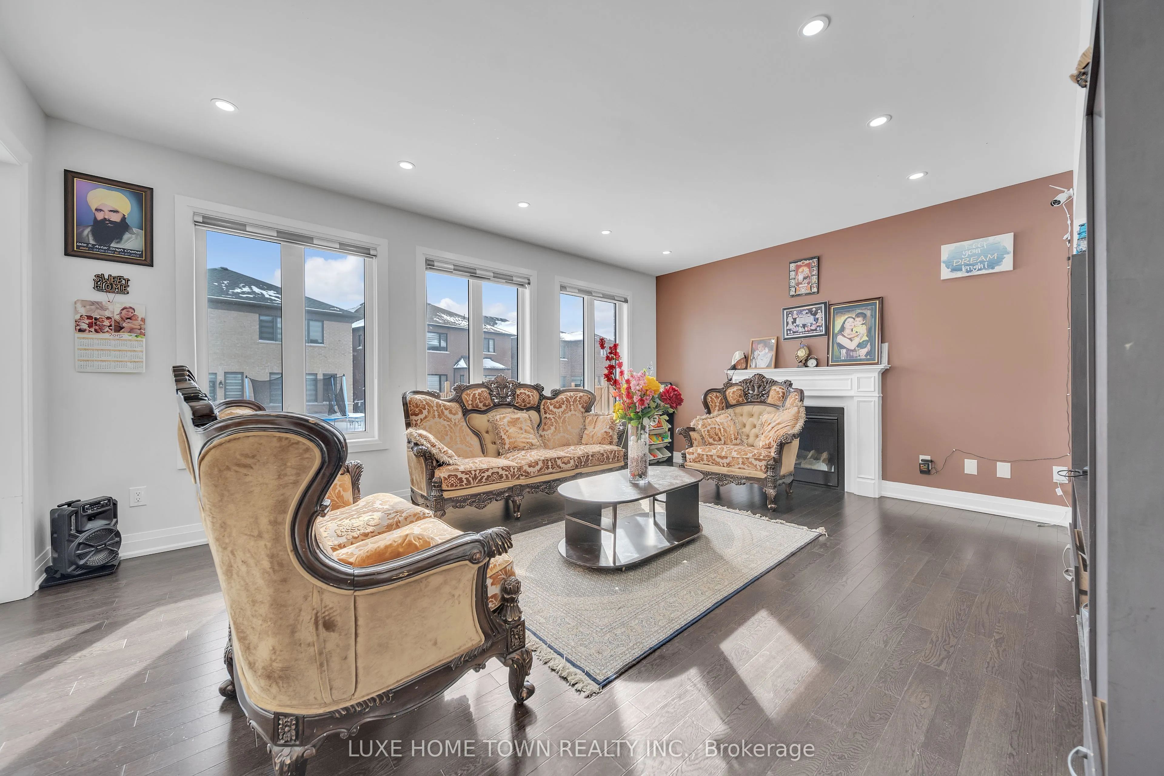 101 Prince Charles Crescent