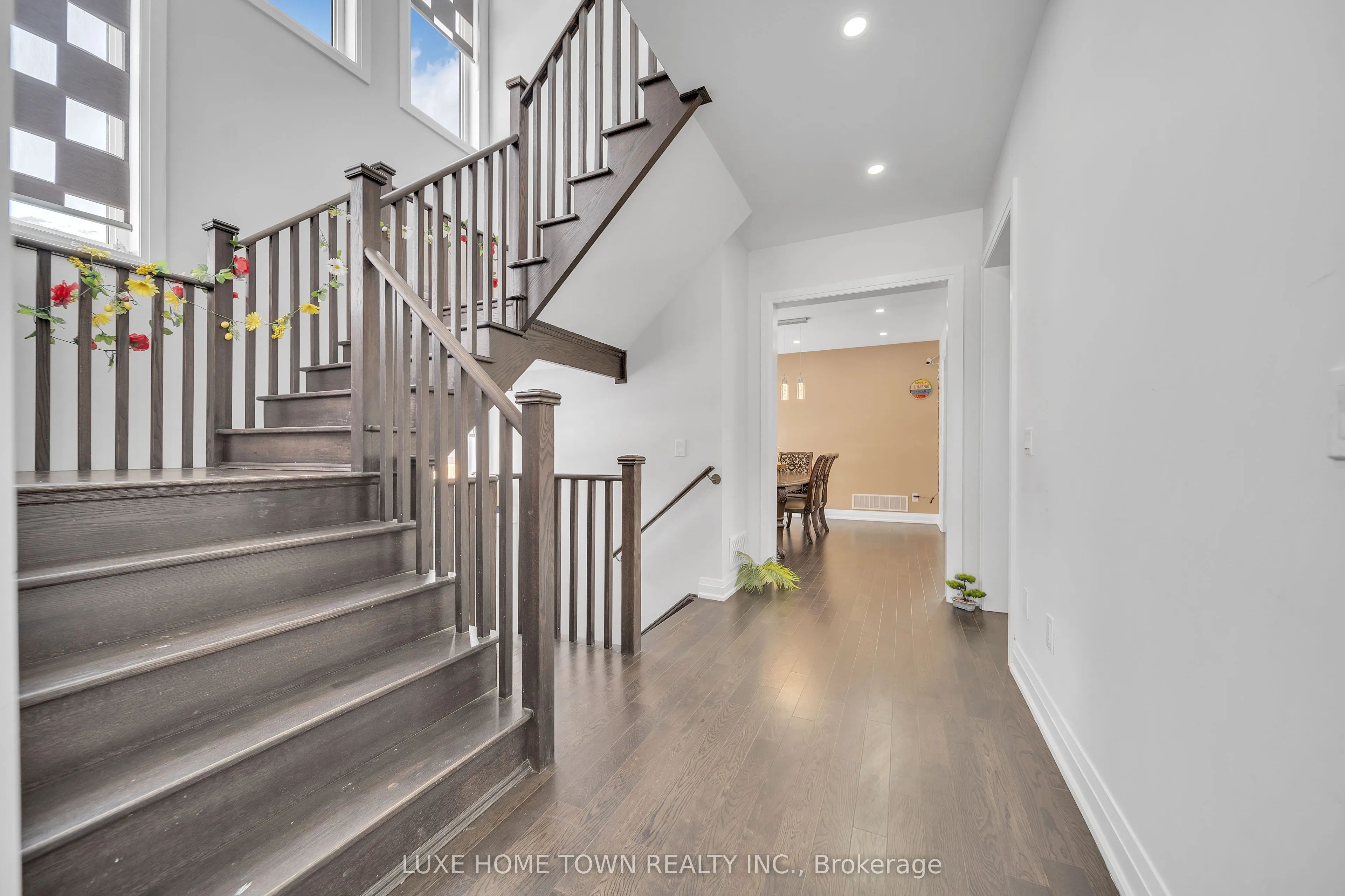101 Prince Charles Crescent