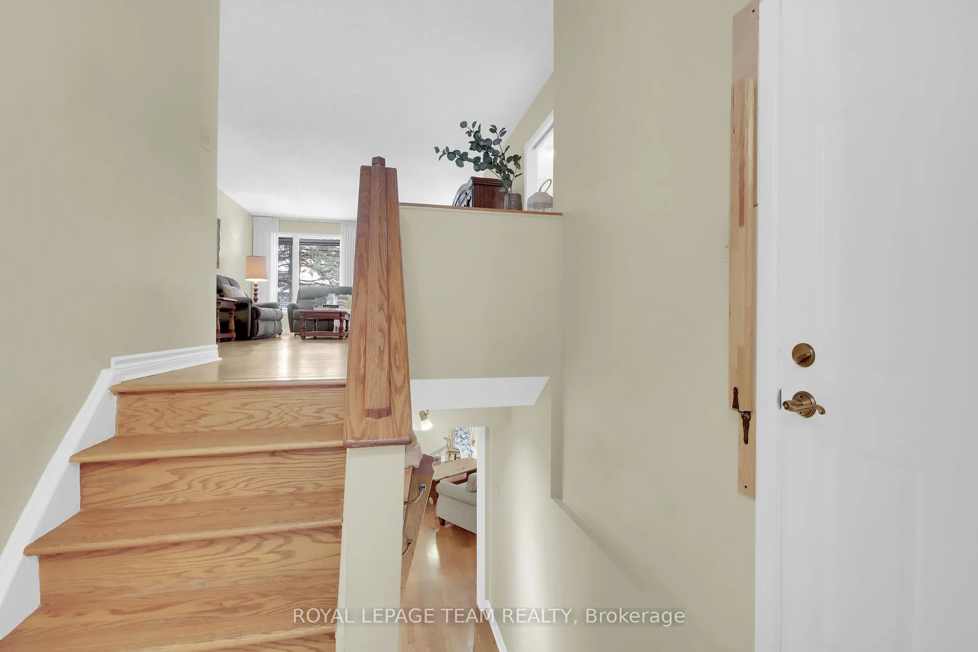 6 Meadowmist Court, #12