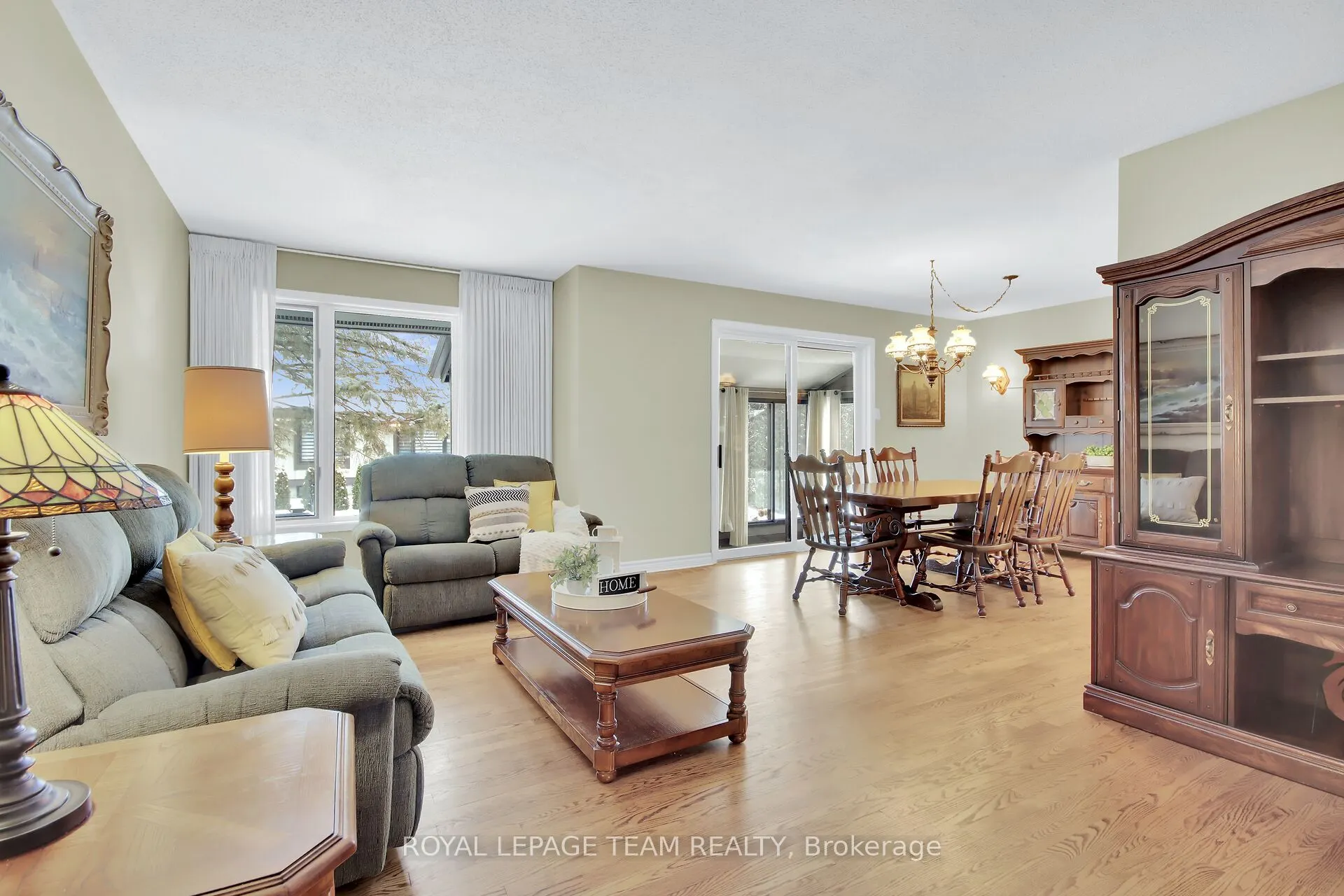 6 Meadowmist Court, #12