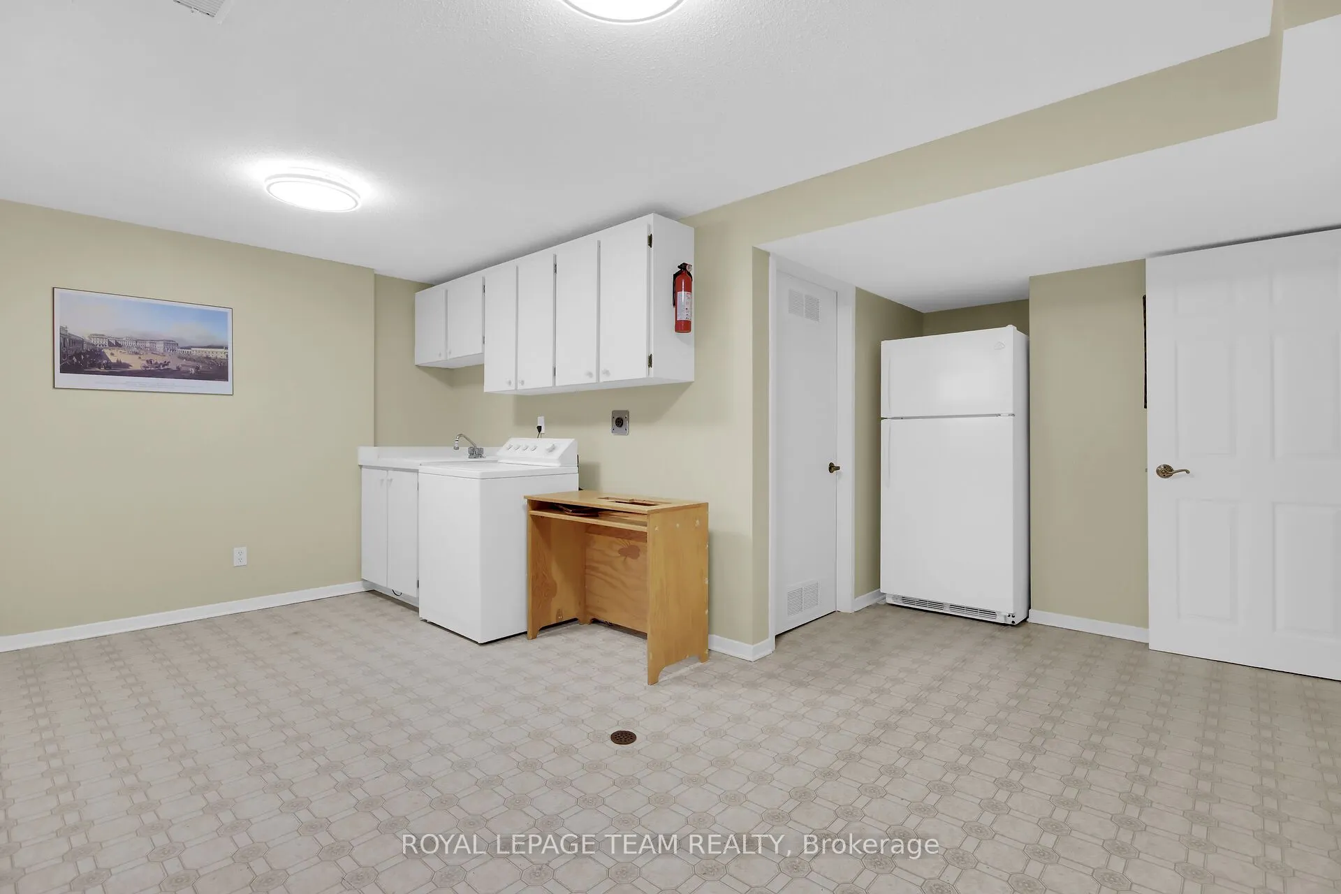6 Meadowmist Court, #12