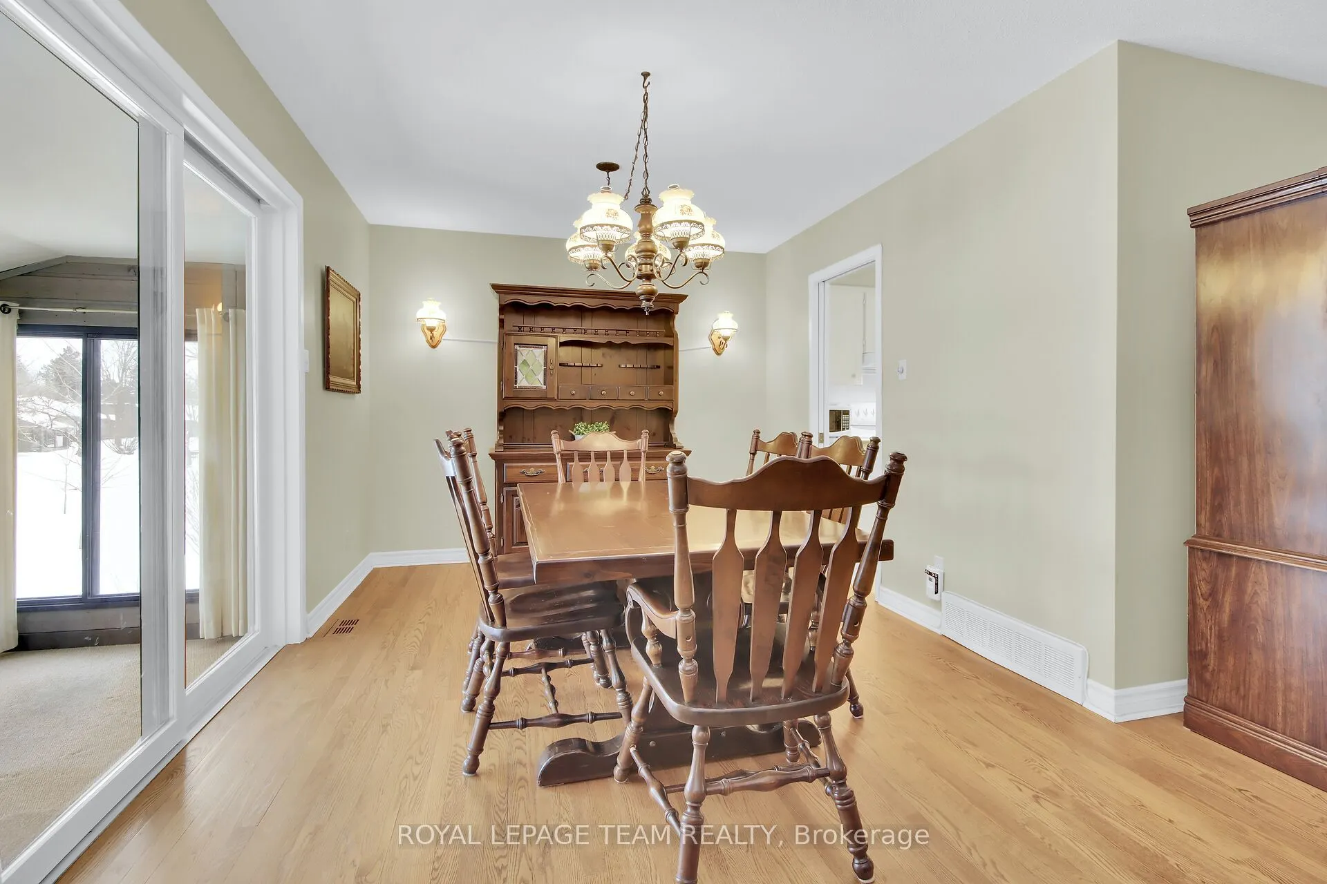 6 Meadowmist Court, #12
