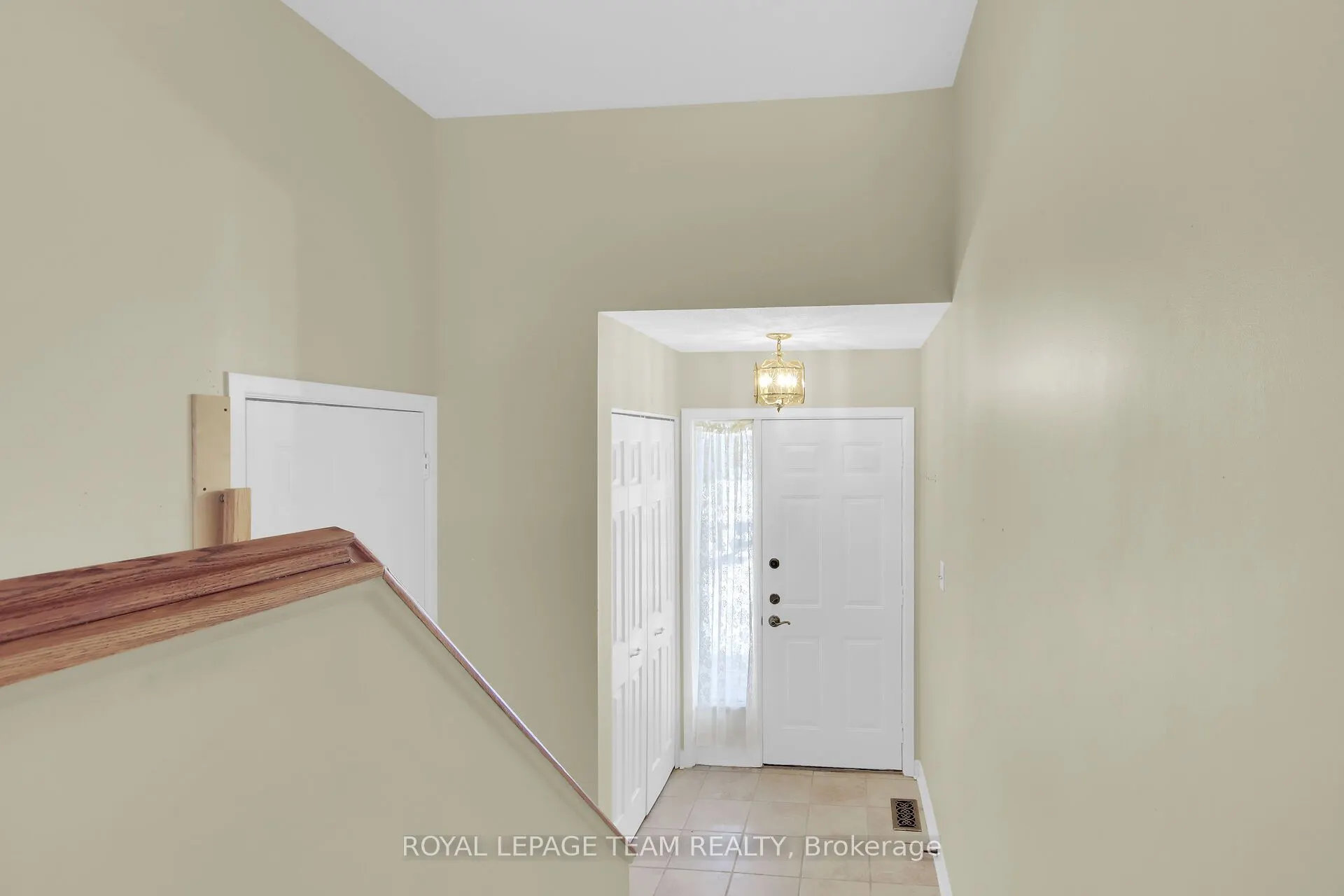 6 Meadowmist Court, #12