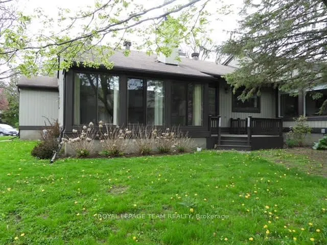 6 Meadowmist Court, #12