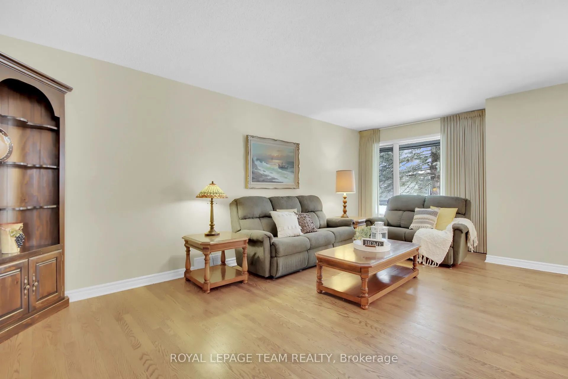 6 Meadowmist Court, #12