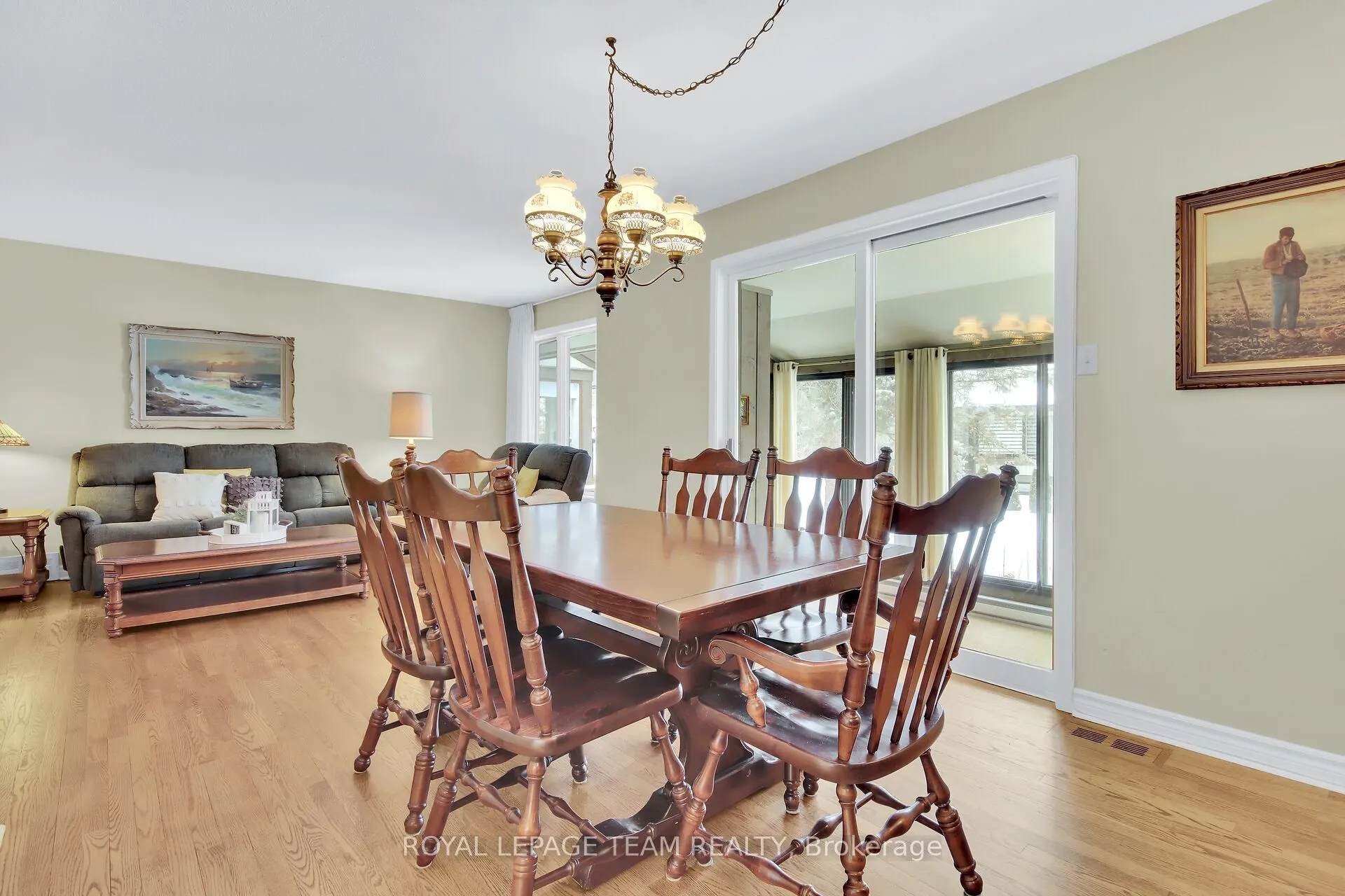 6 Meadowmist Court, #12