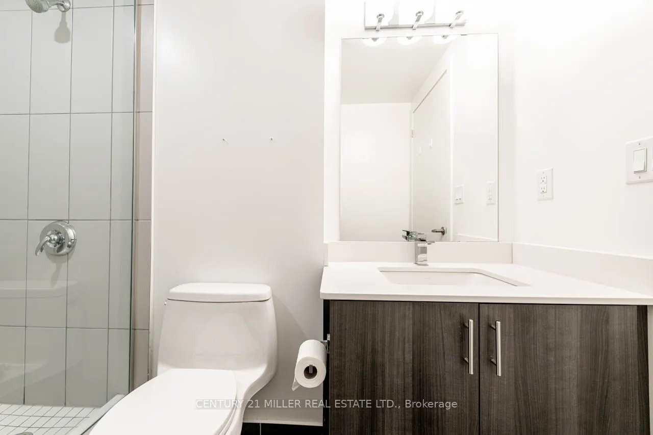 550 North Service Road, #611