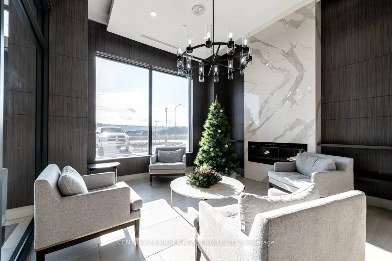 550 North Service Road, #611