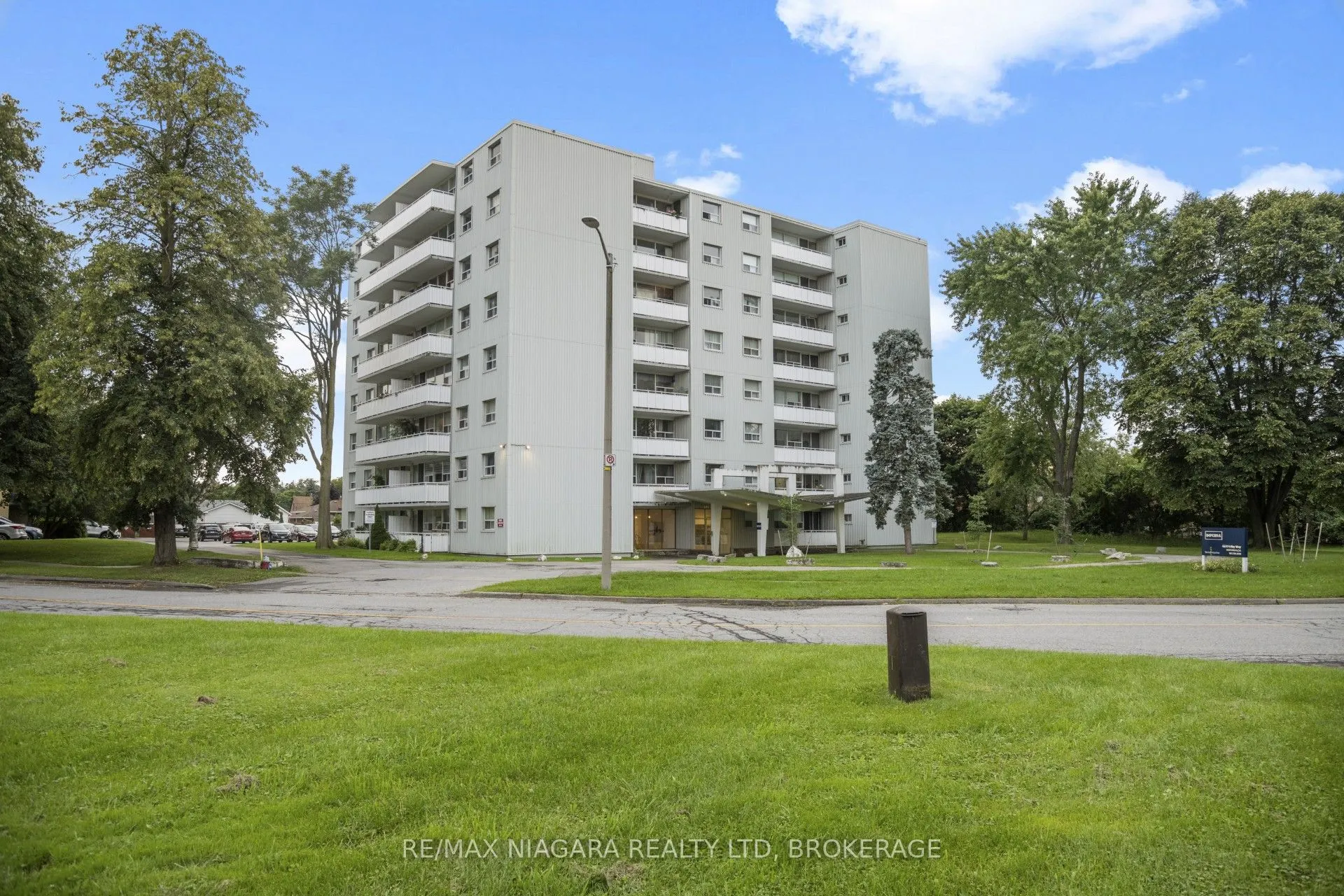 6320 Valley Way, #103