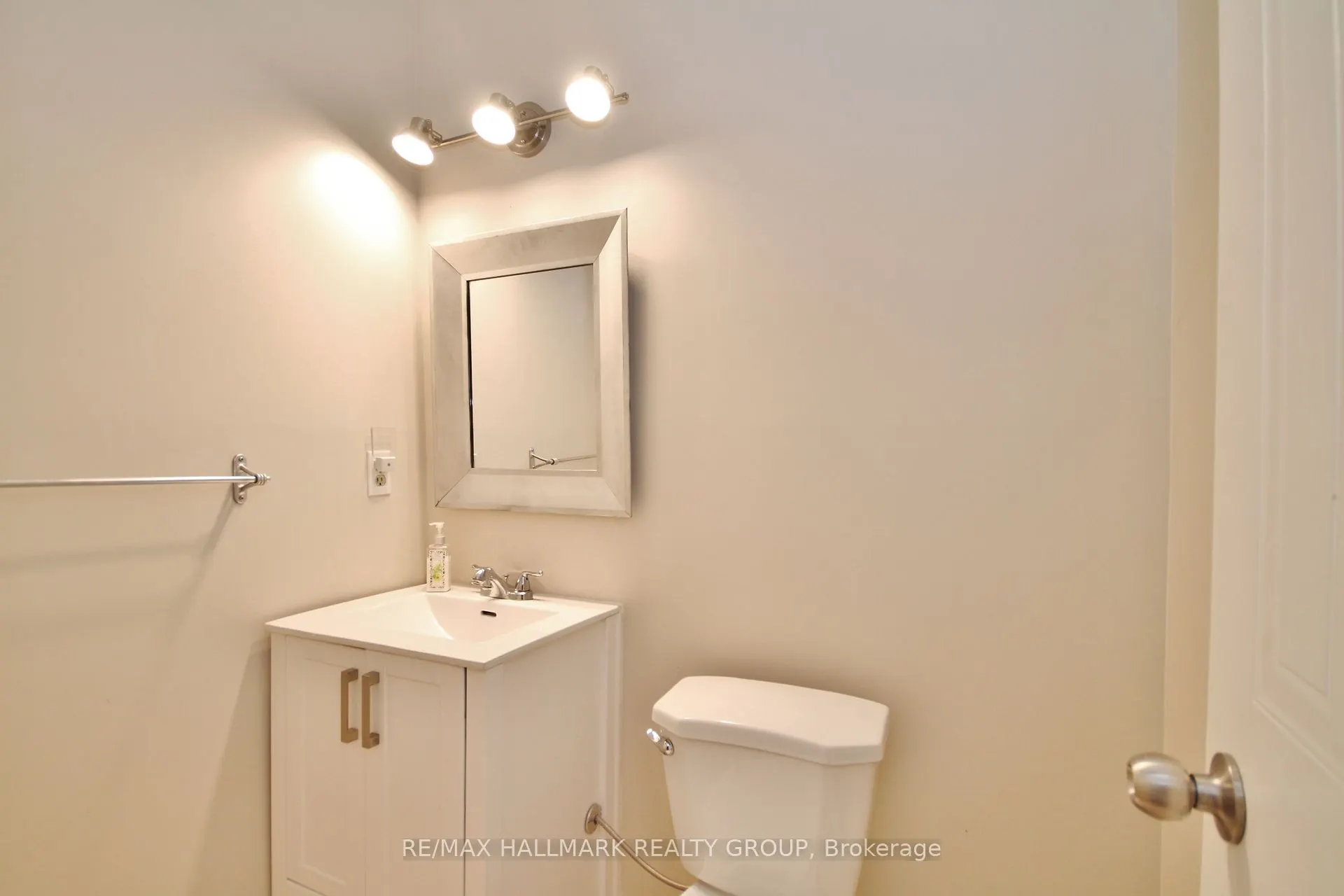 1427 Forge Street #13