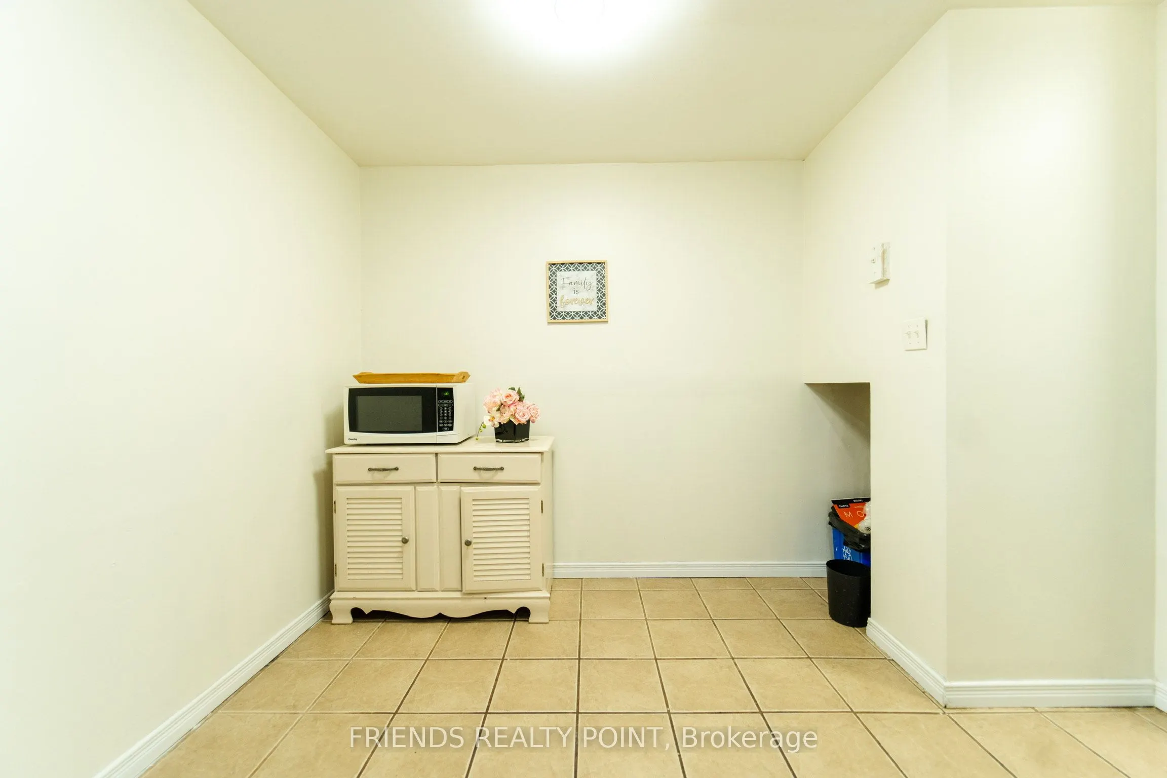 80 Churchill Street, #22