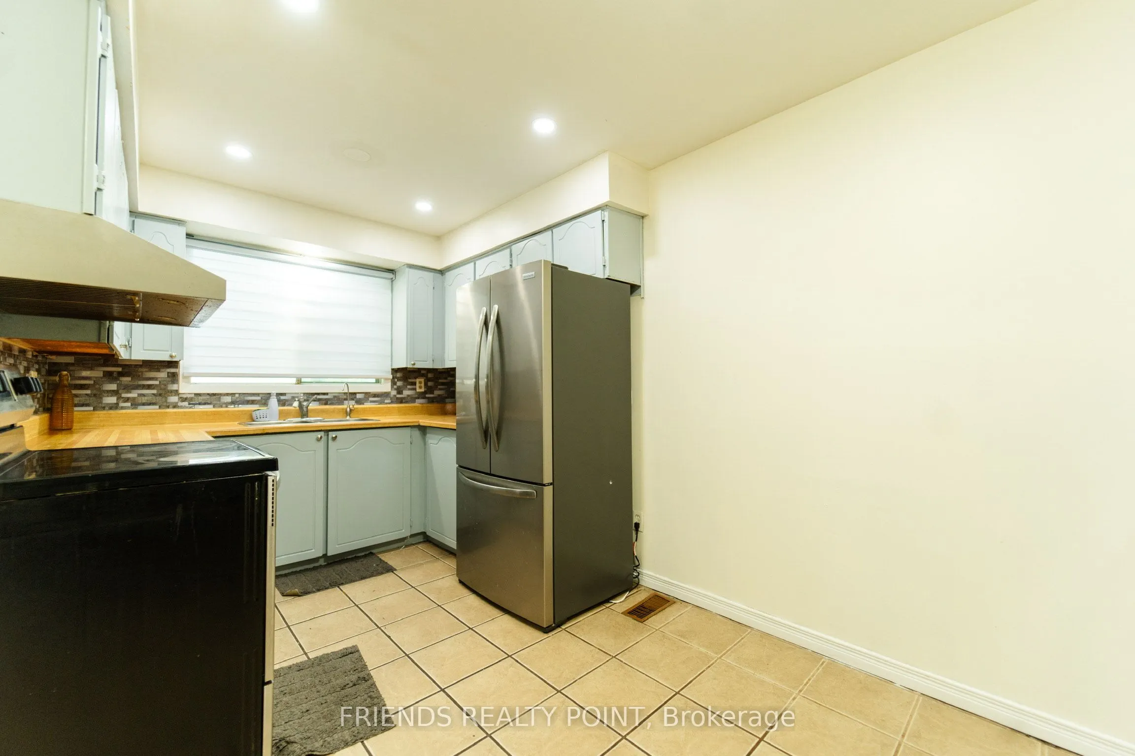 80 Churchill Street, #22