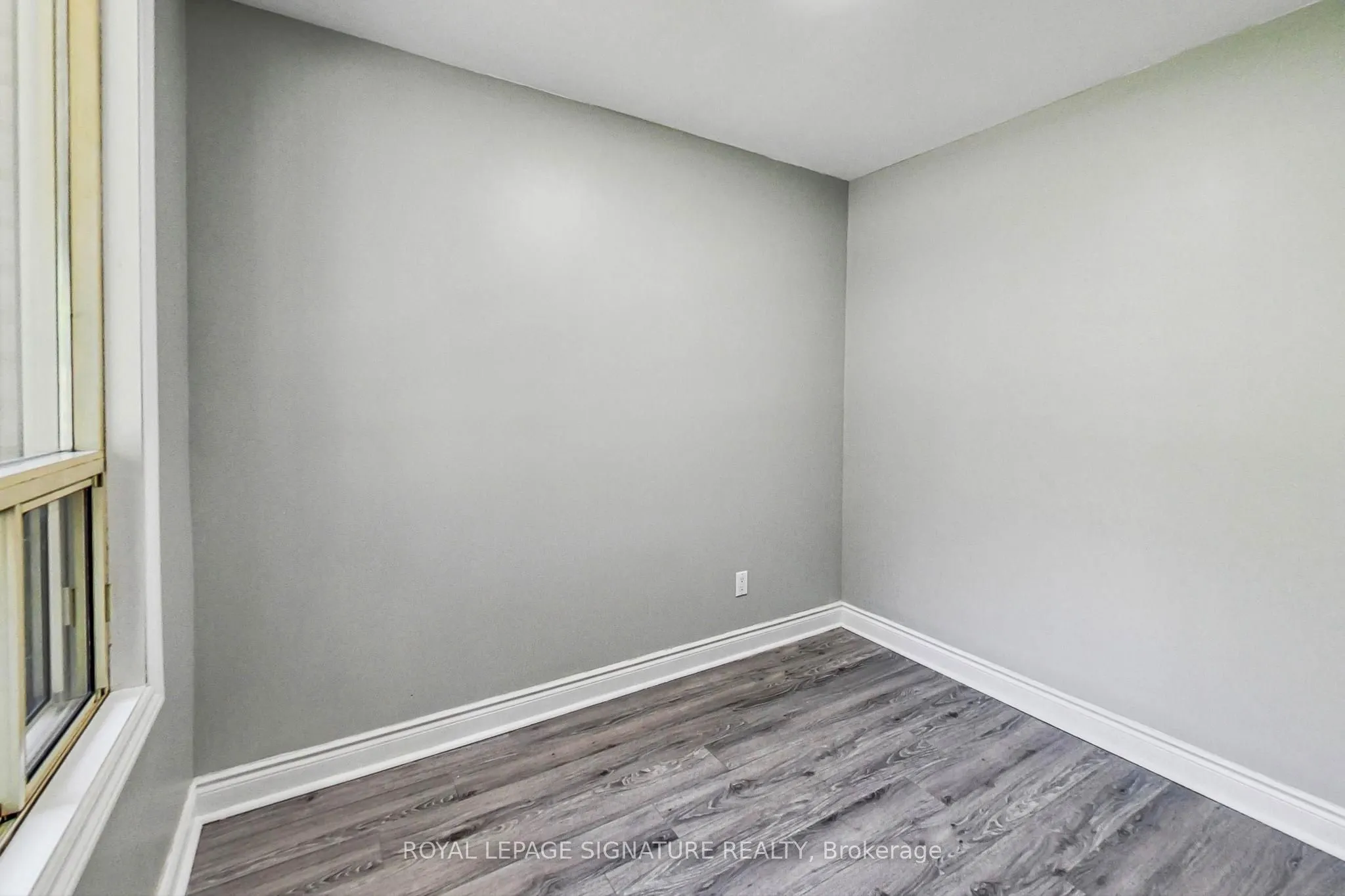 1383 Cannon Street E