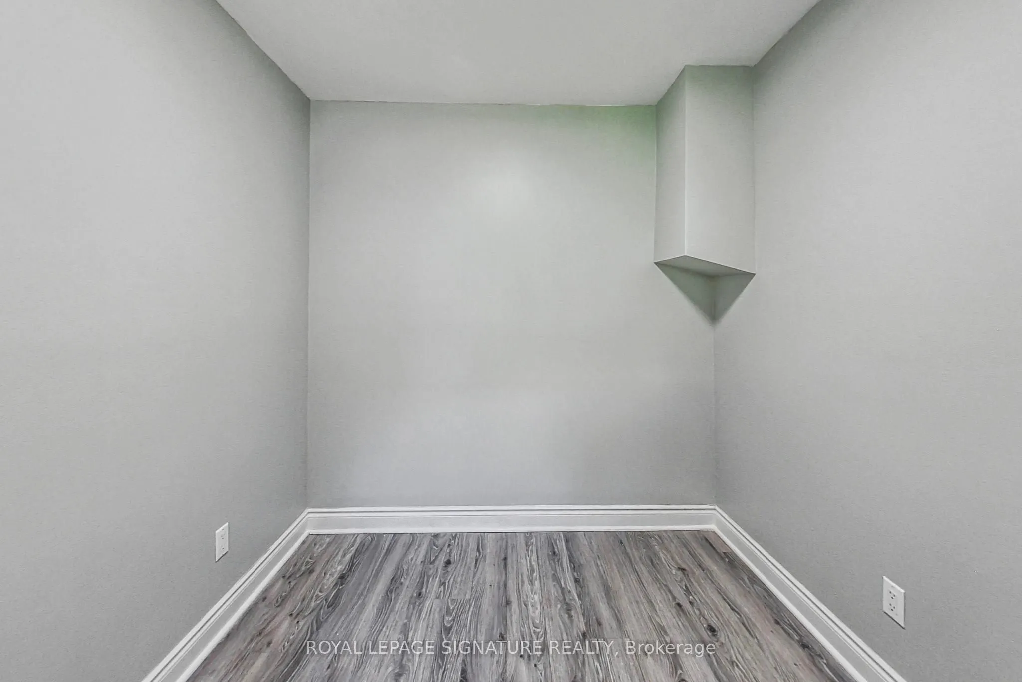 1383 Cannon Street E