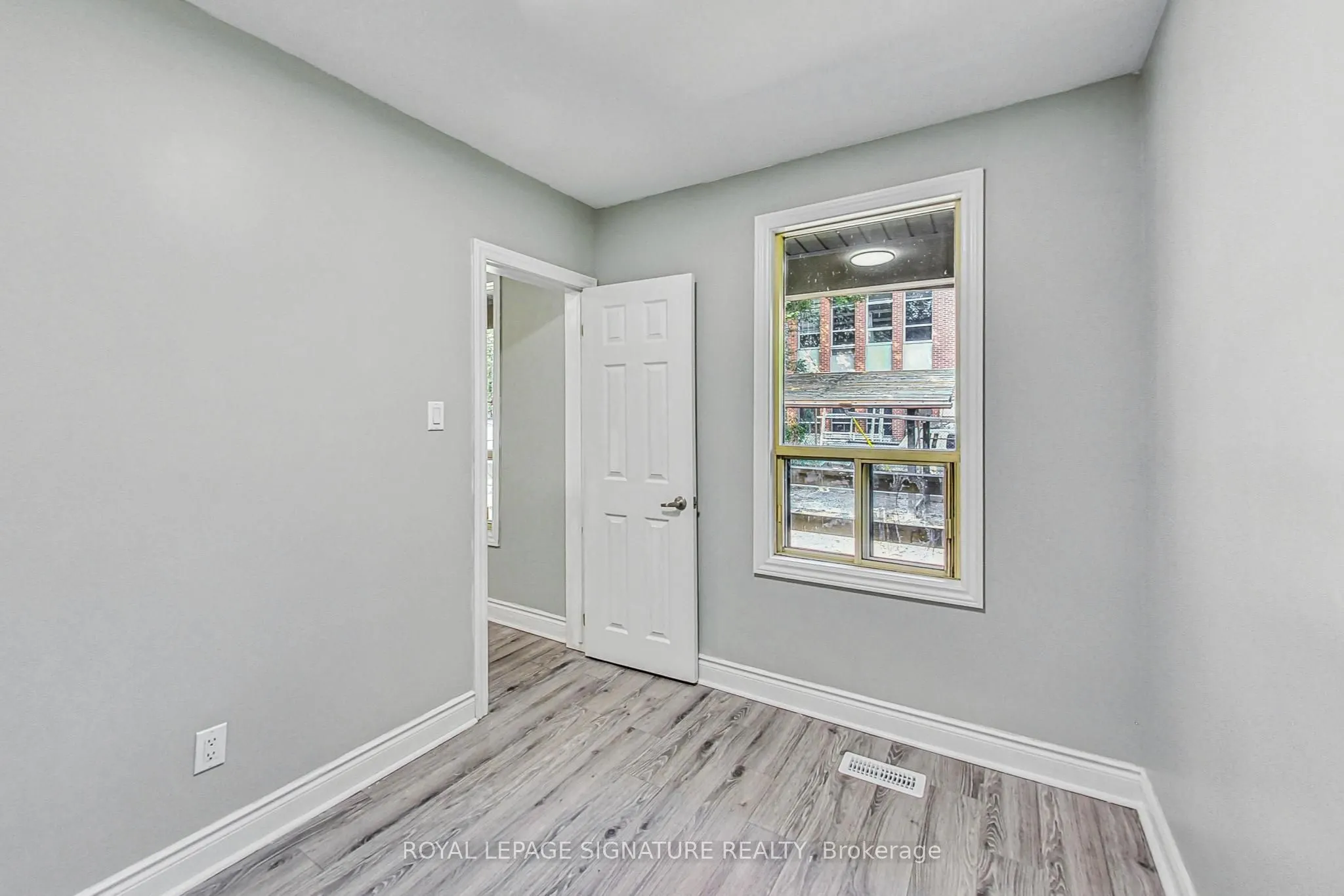 1383 Cannon Street E