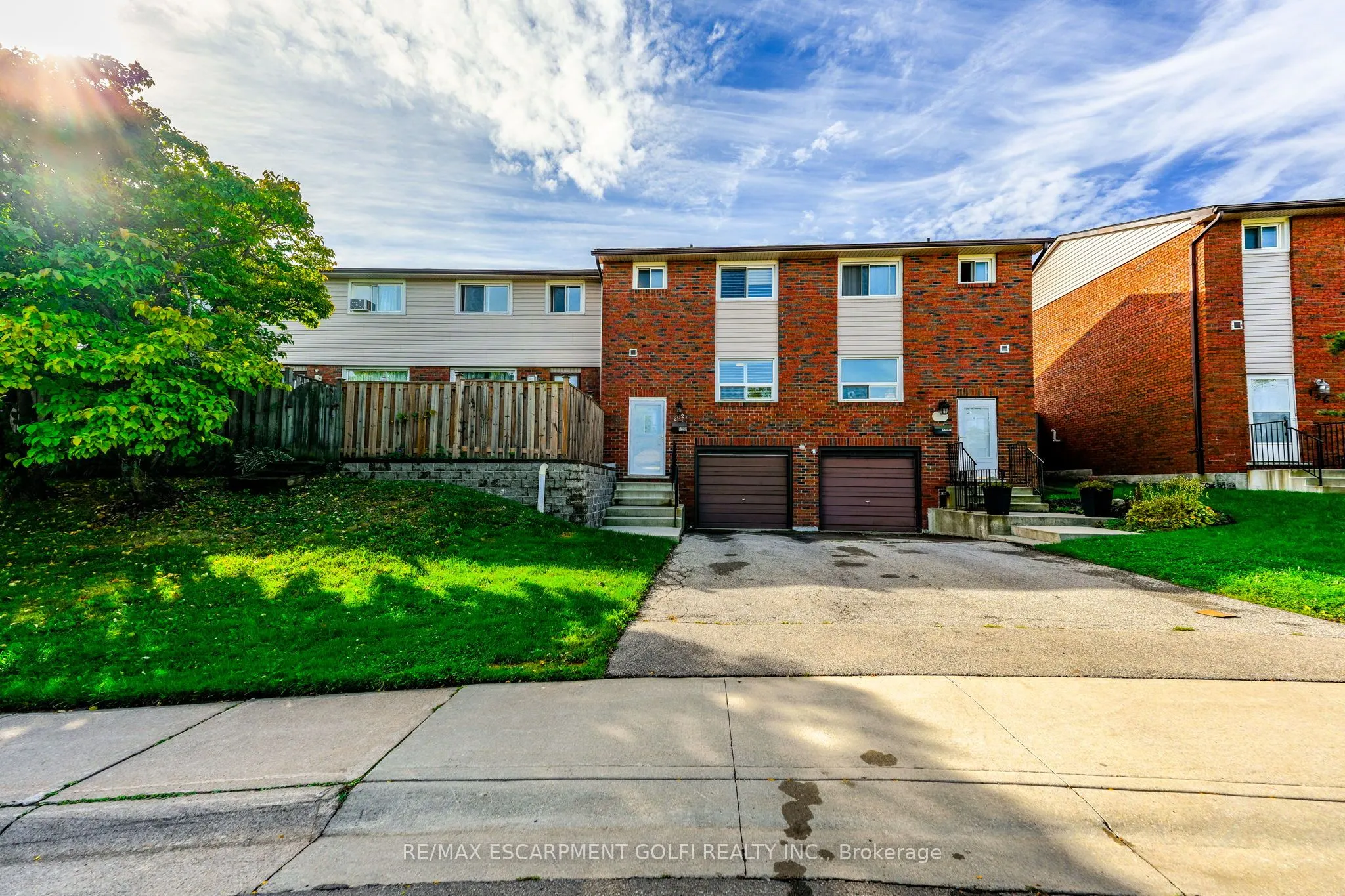 202 Lavina Crescent, #10