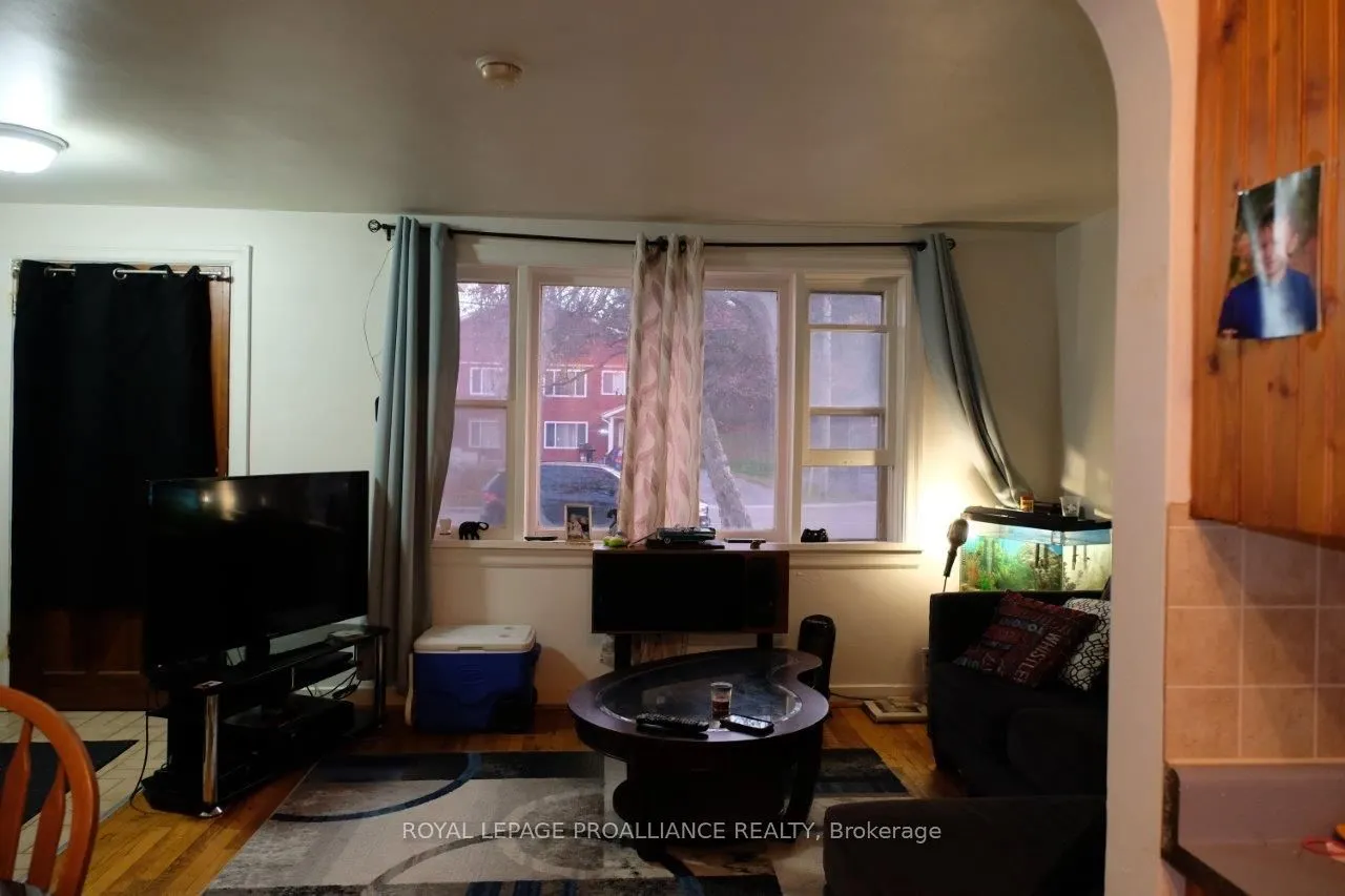 527 Front Street