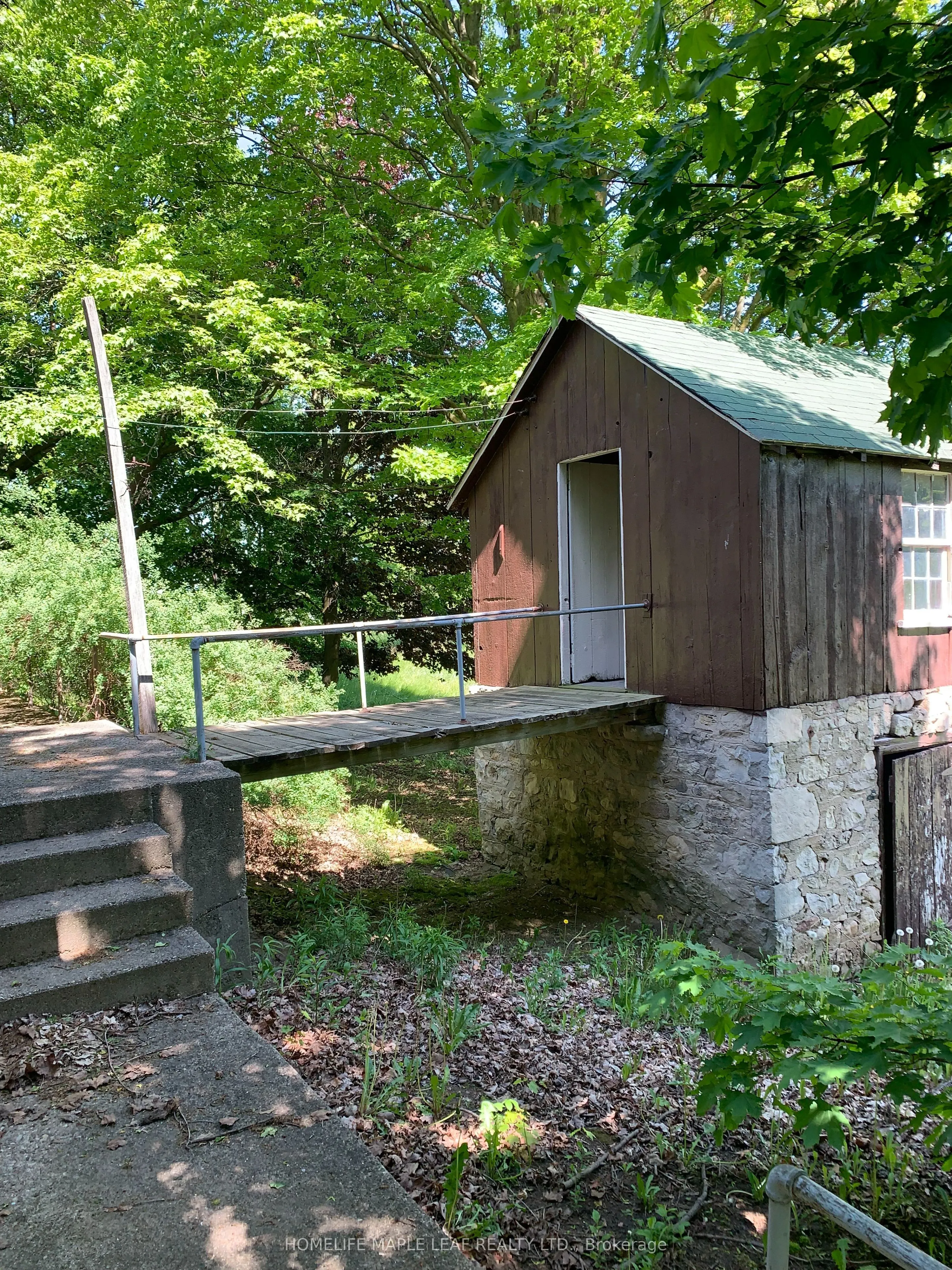 4162 Highway 6 Road