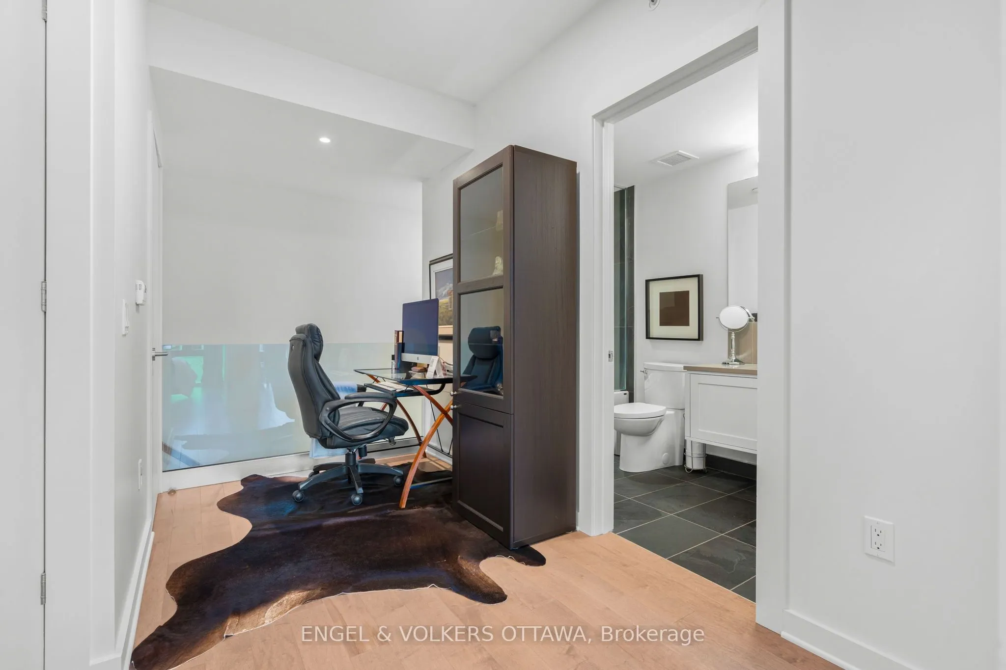 135 BARRETTE Street, #103
