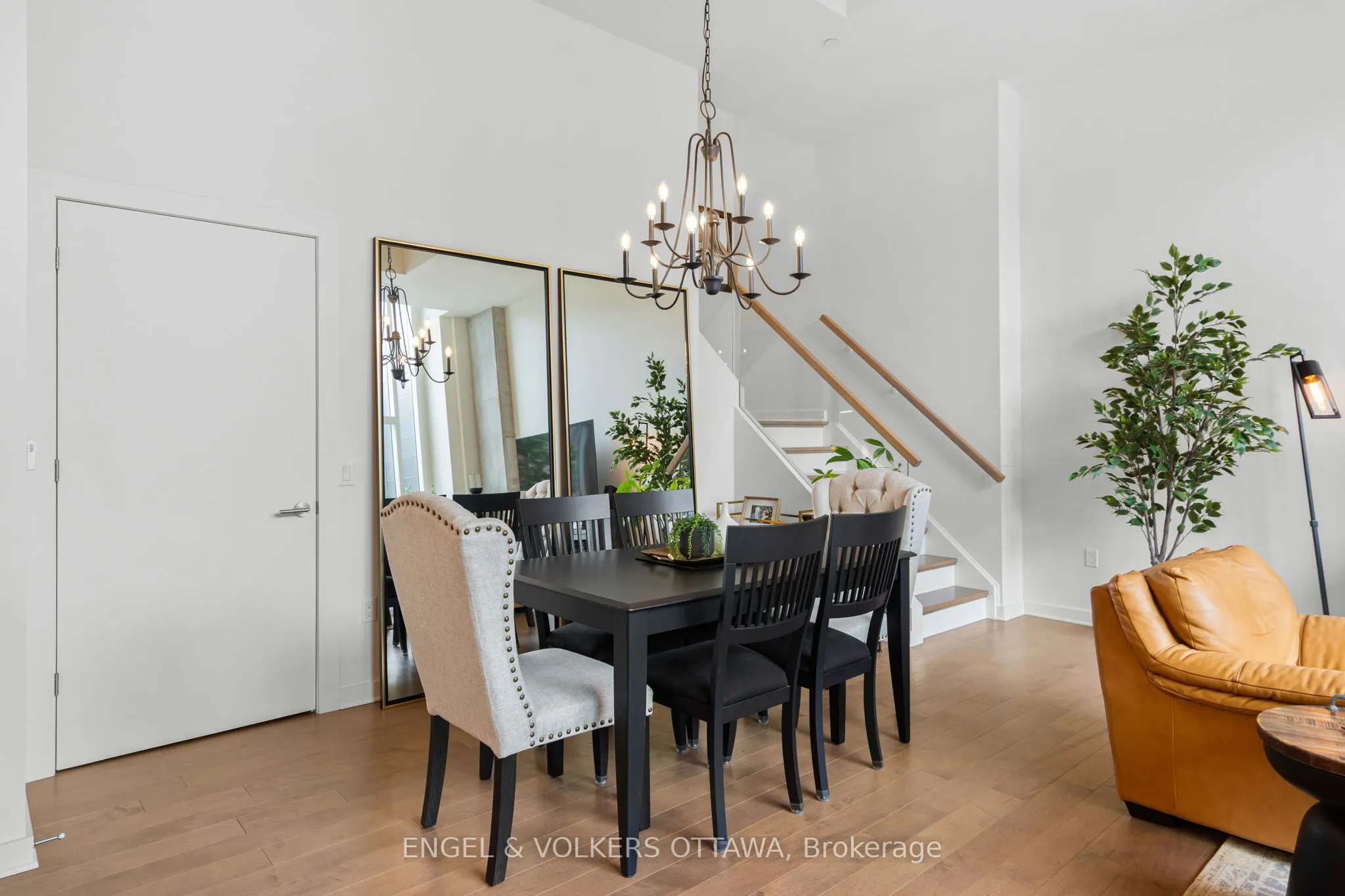 135 BARRETTE Street, #103