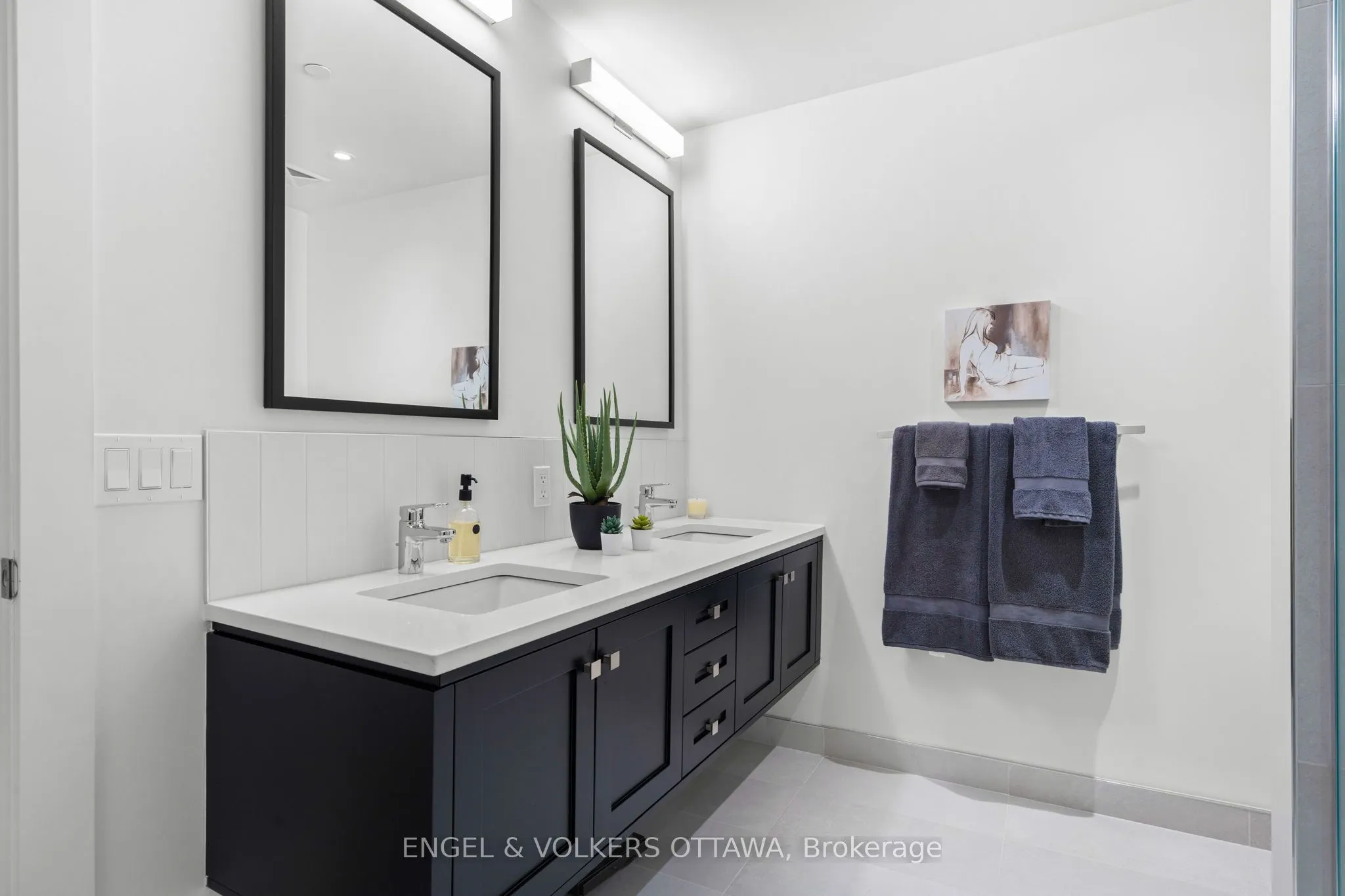 135 BARRETTE Street, #103
