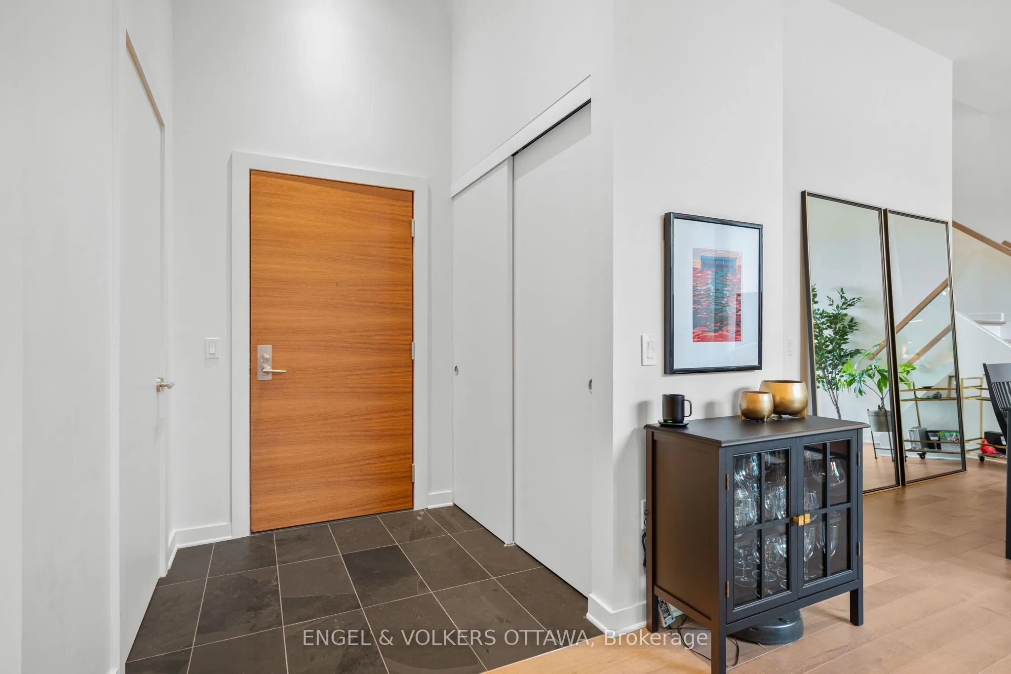 135 BARRETTE Street, #103
