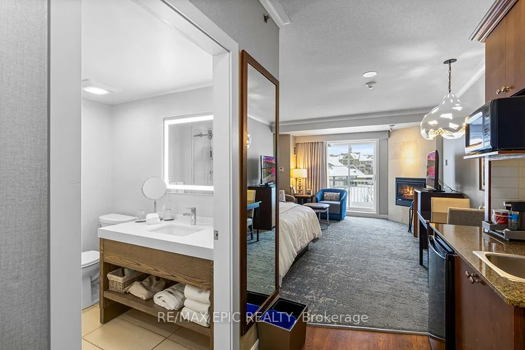 220 Gord Canning Drive, #272