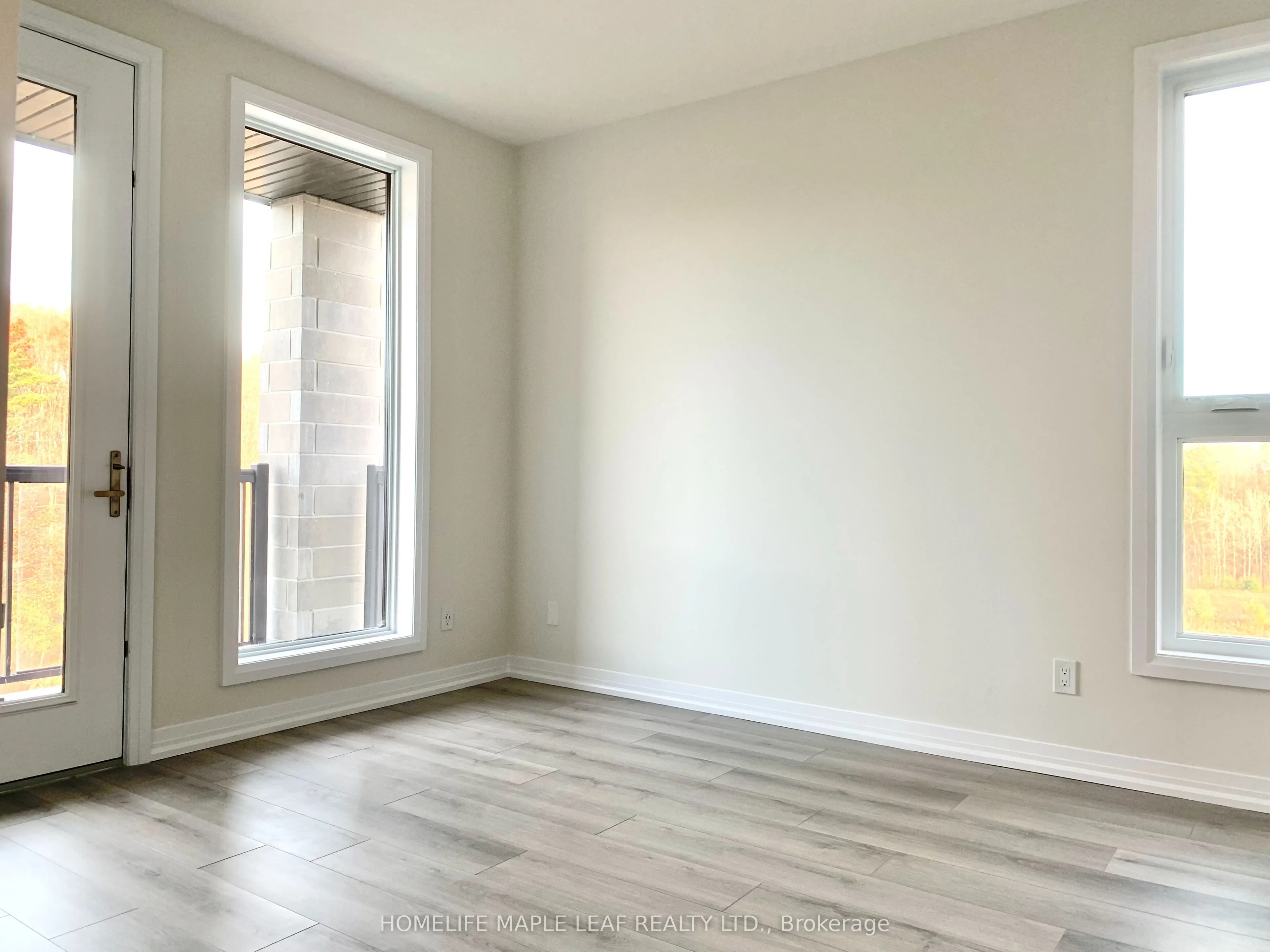261 Woodbine Avenue, #D-038