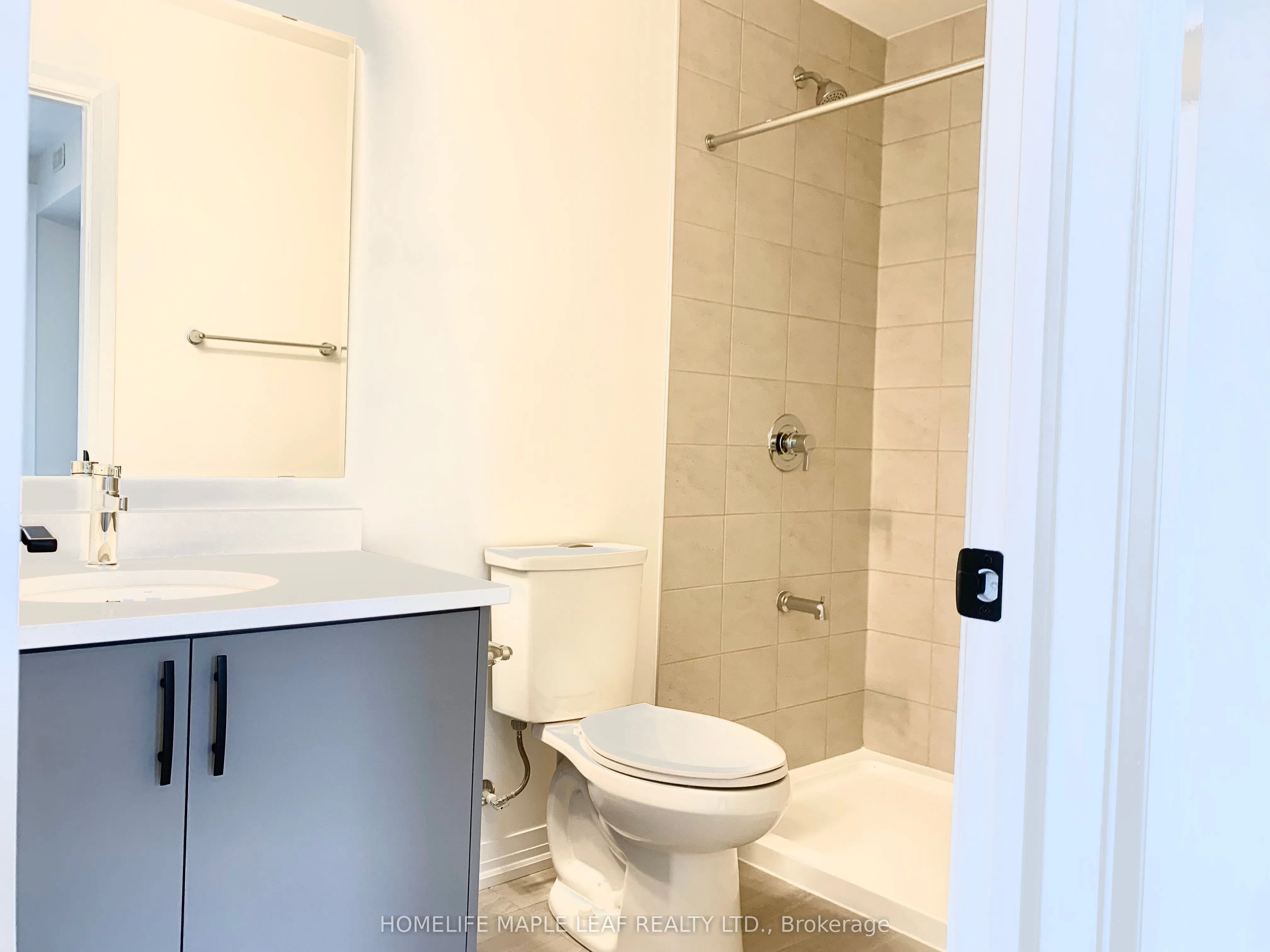 261 Woodbine Avenue, #D-038