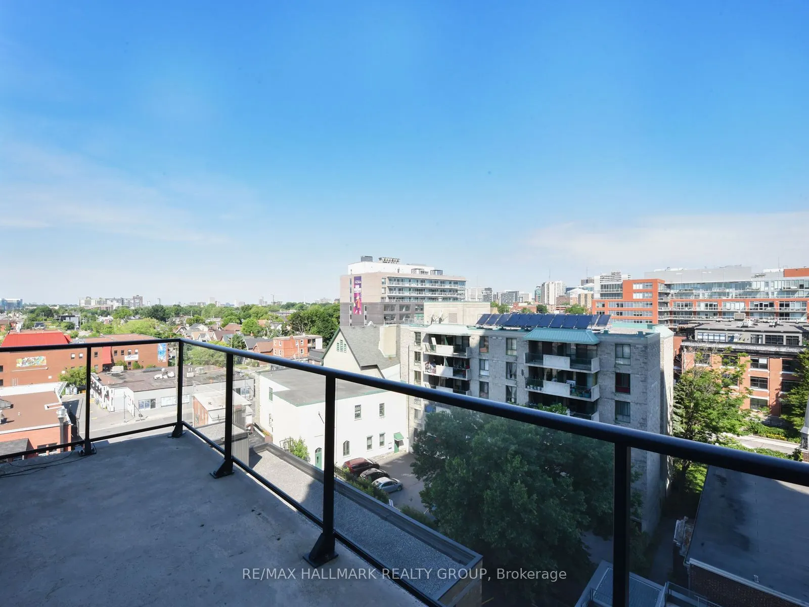 203 Catherine Street W #710