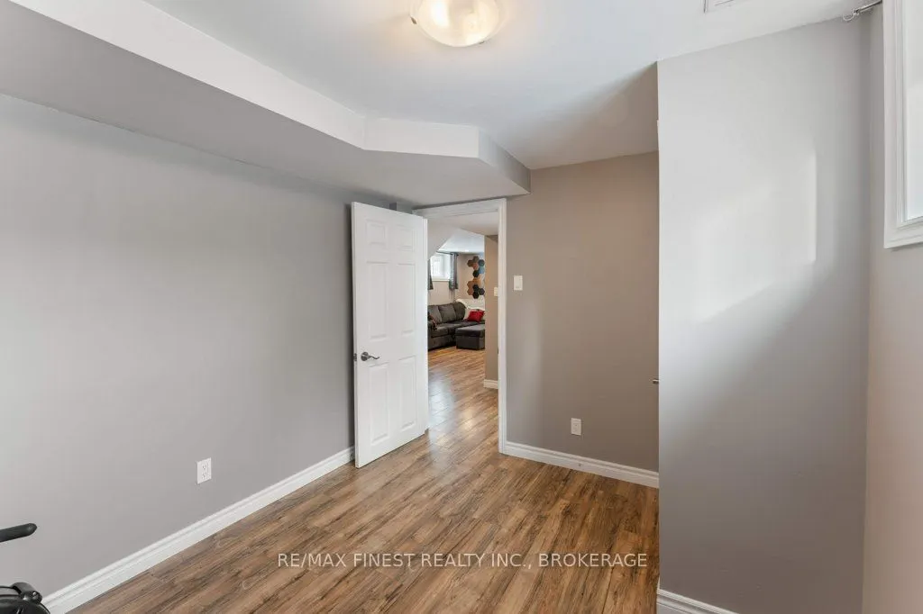 111 Manitou Crescent