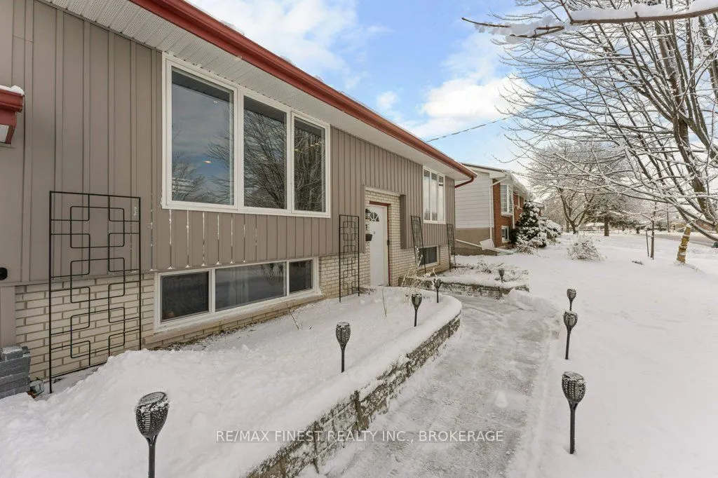 111 Manitou Crescent