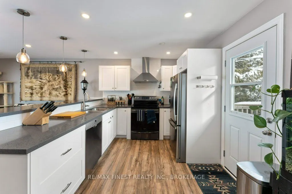 111 Manitou Crescent