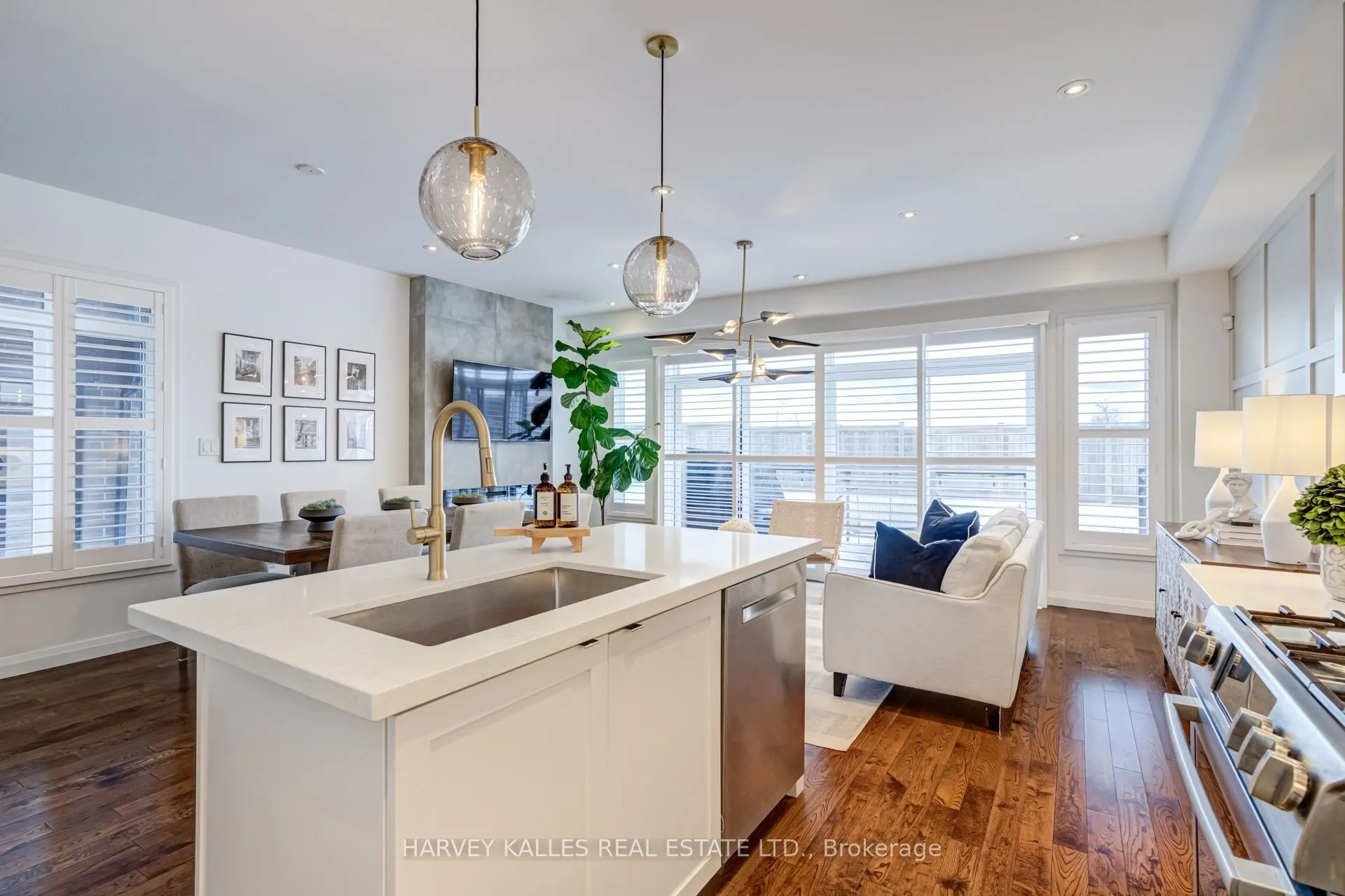 35 Midhurst Heights, #22