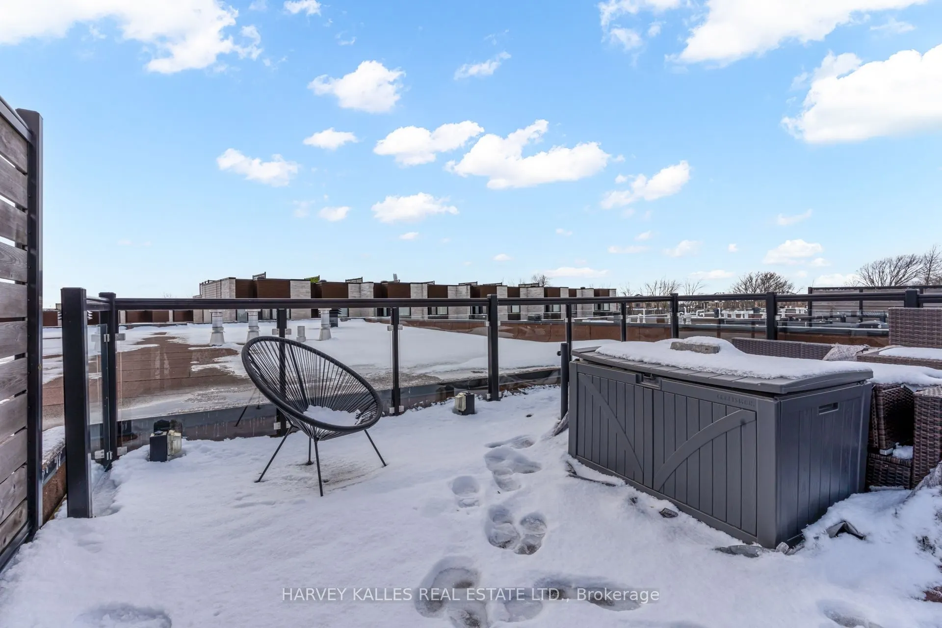 35 Midhurst Heights, #22