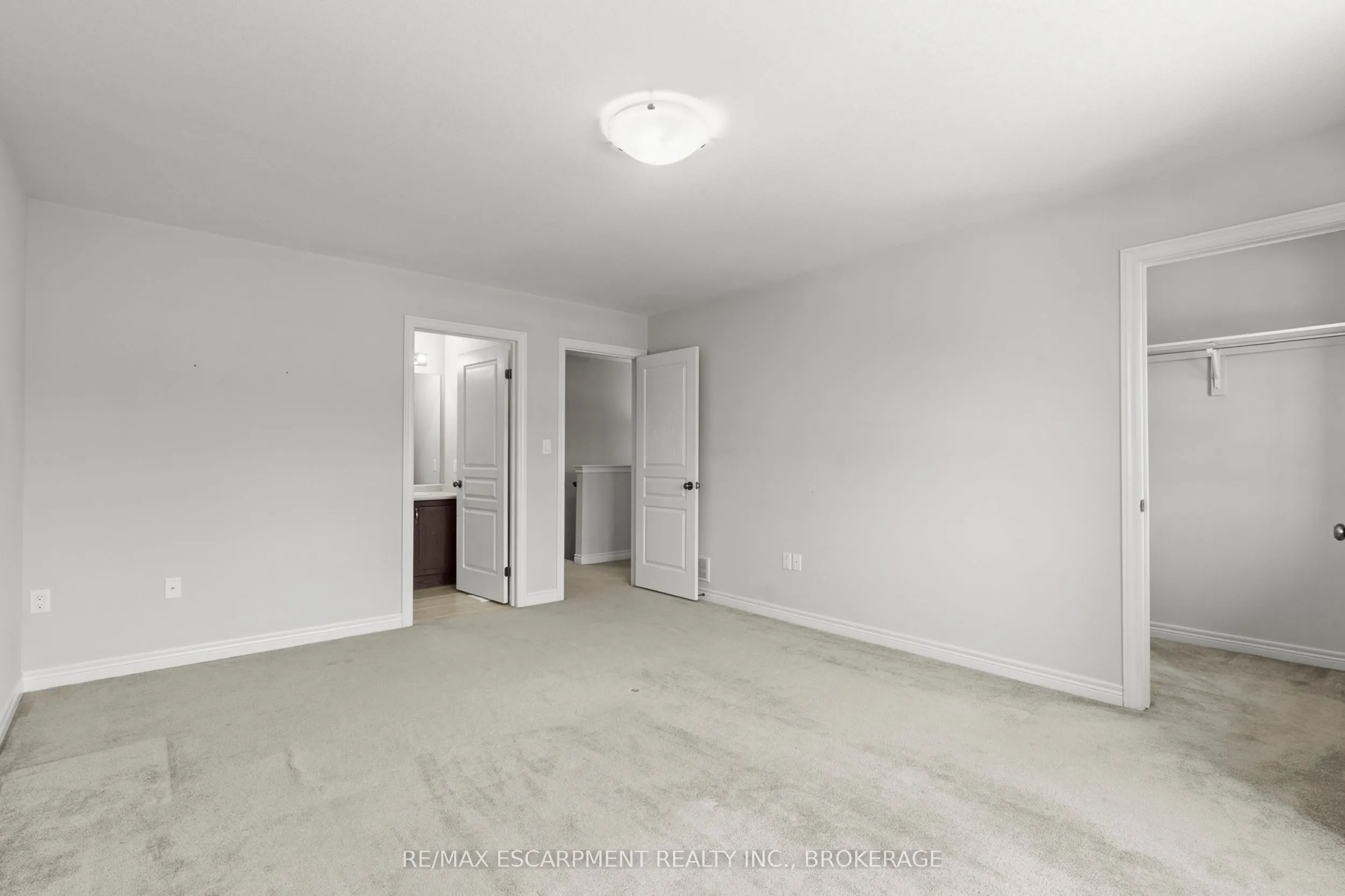 141 Winterberry Boulevard