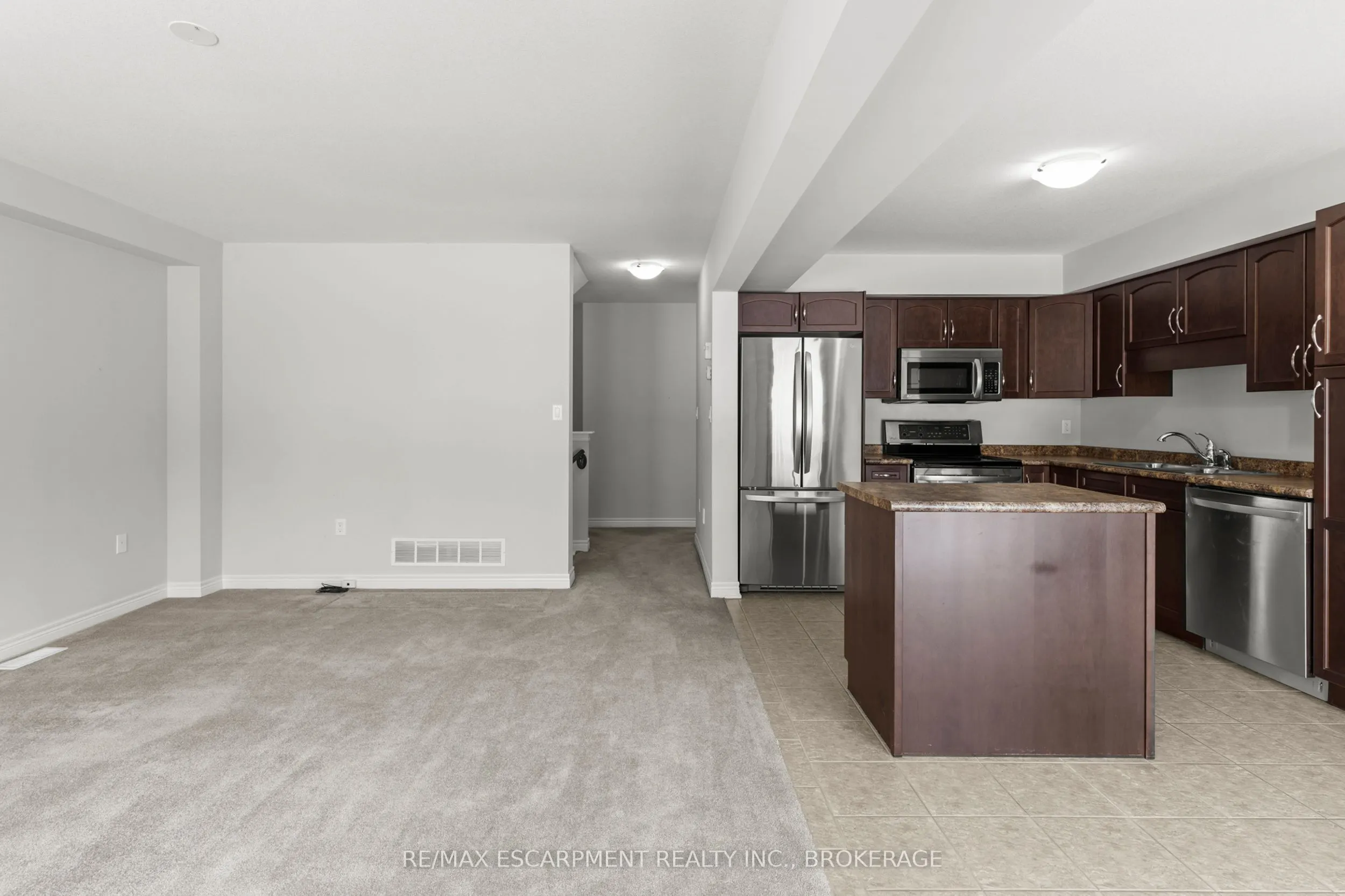 141 Winterberry Boulevard