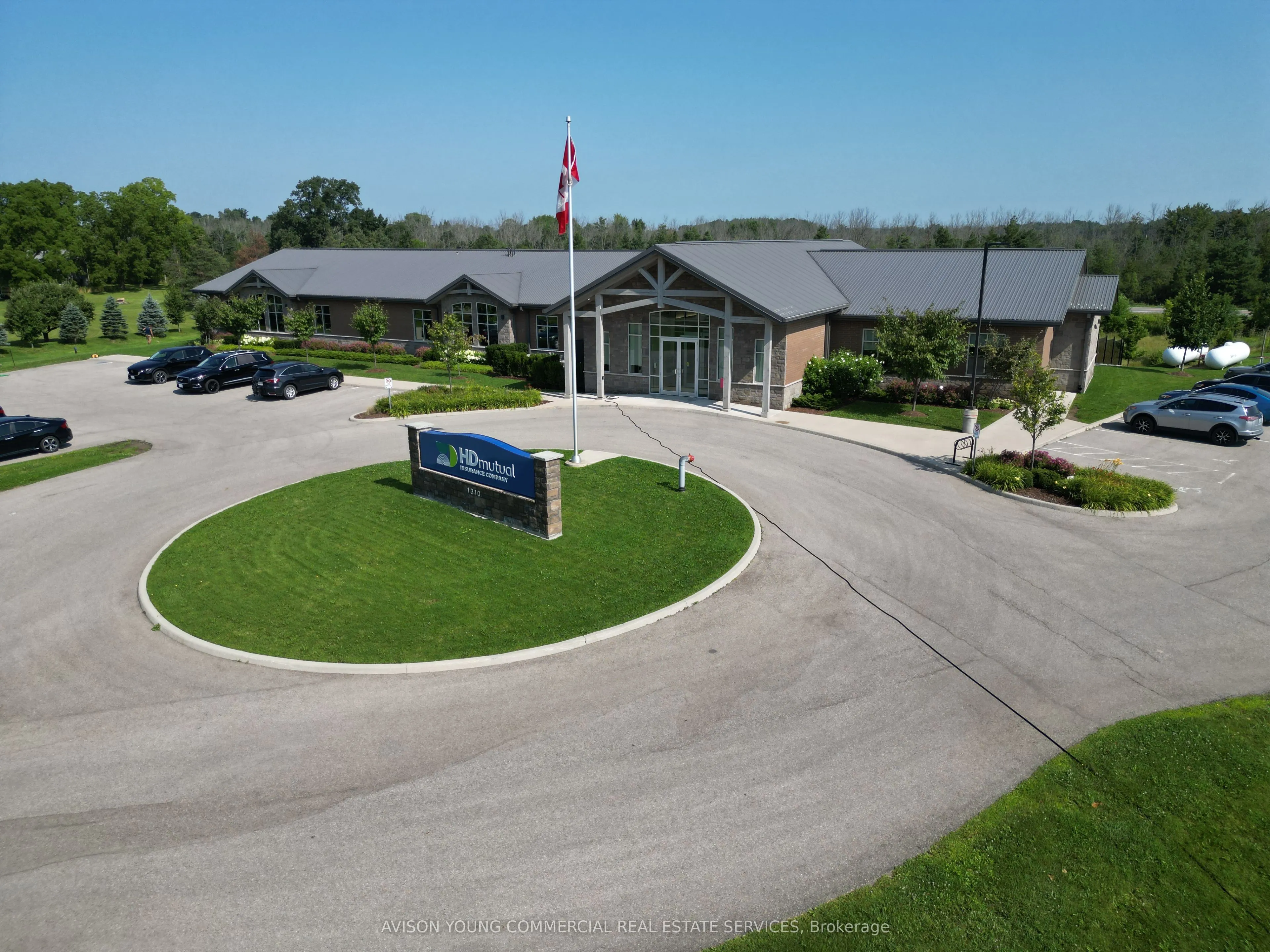 1310 Old Highway 8